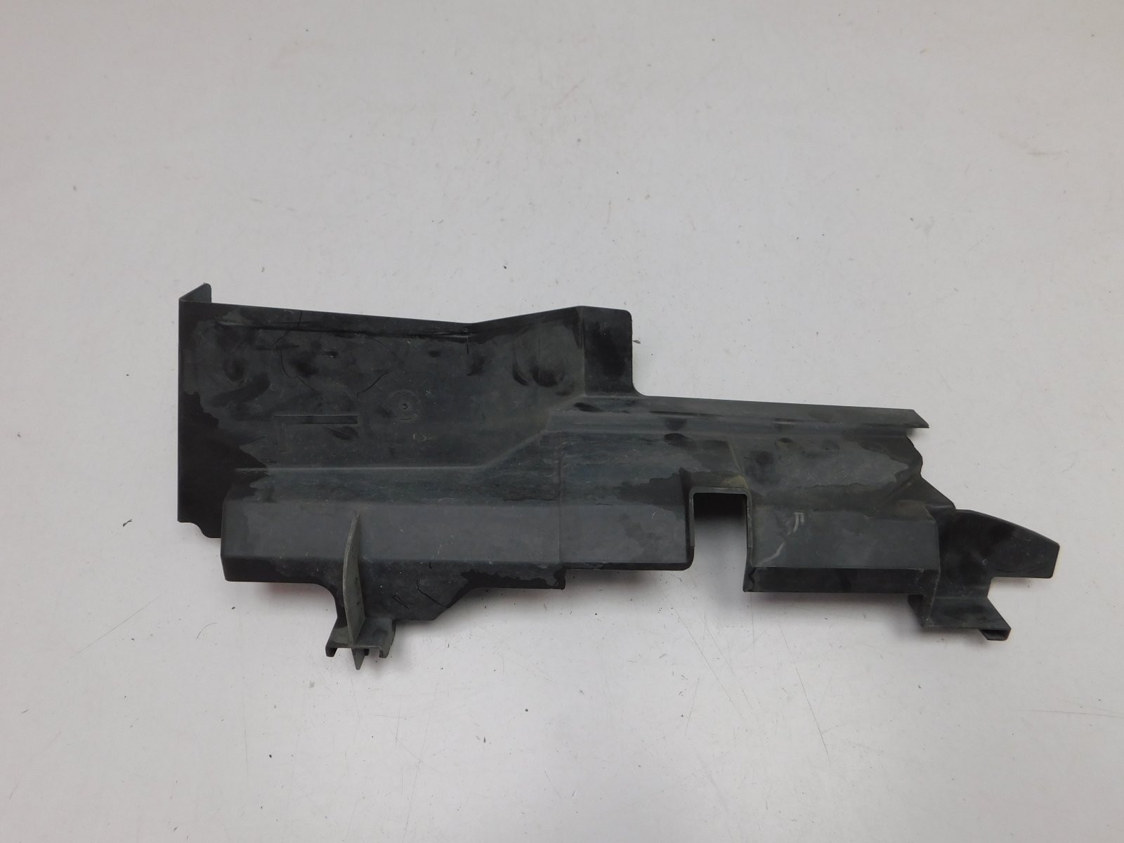 Воздуховод радиатора Ford Focus III 2011>