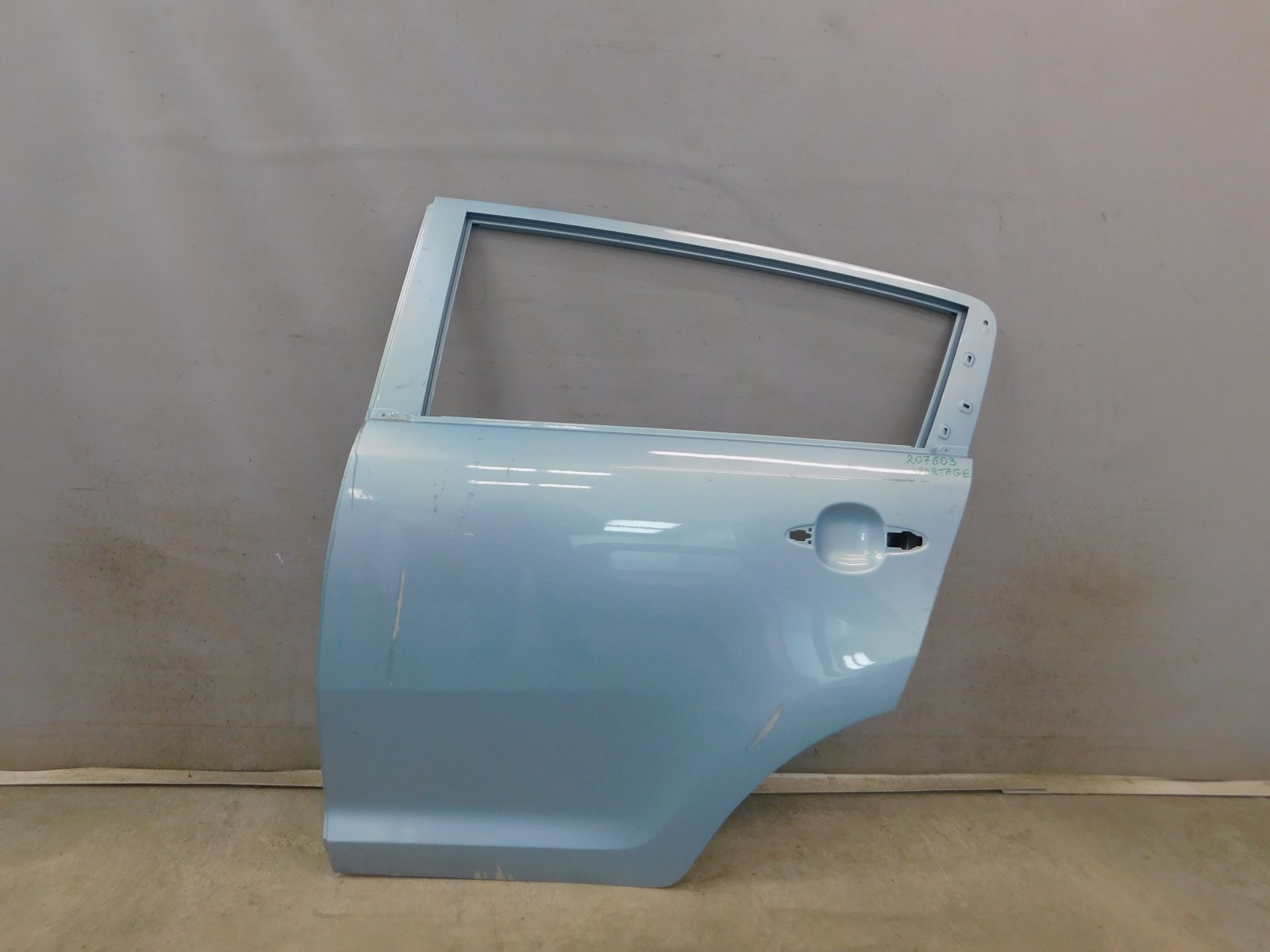 Дверь задняя левая Kia Sportage 2010-2015