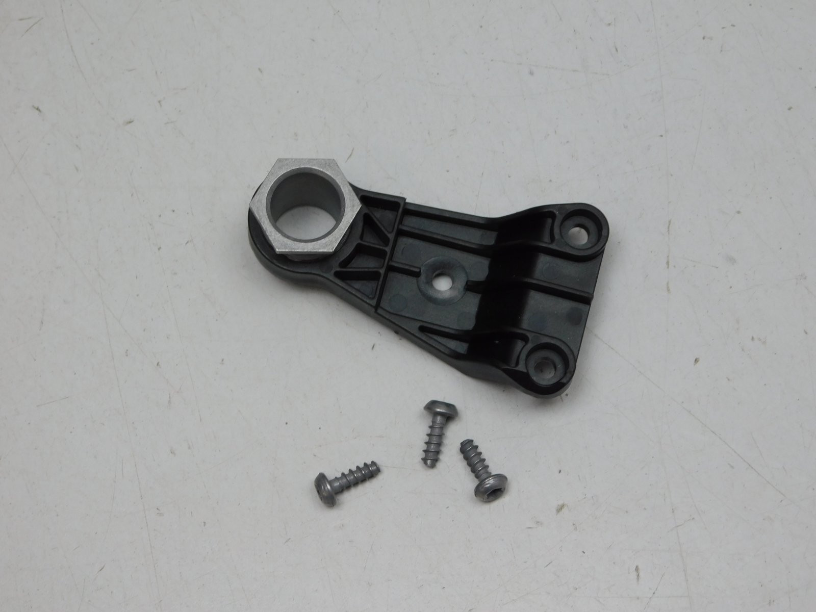 Крепеж фары Skoda Karoq 2017>