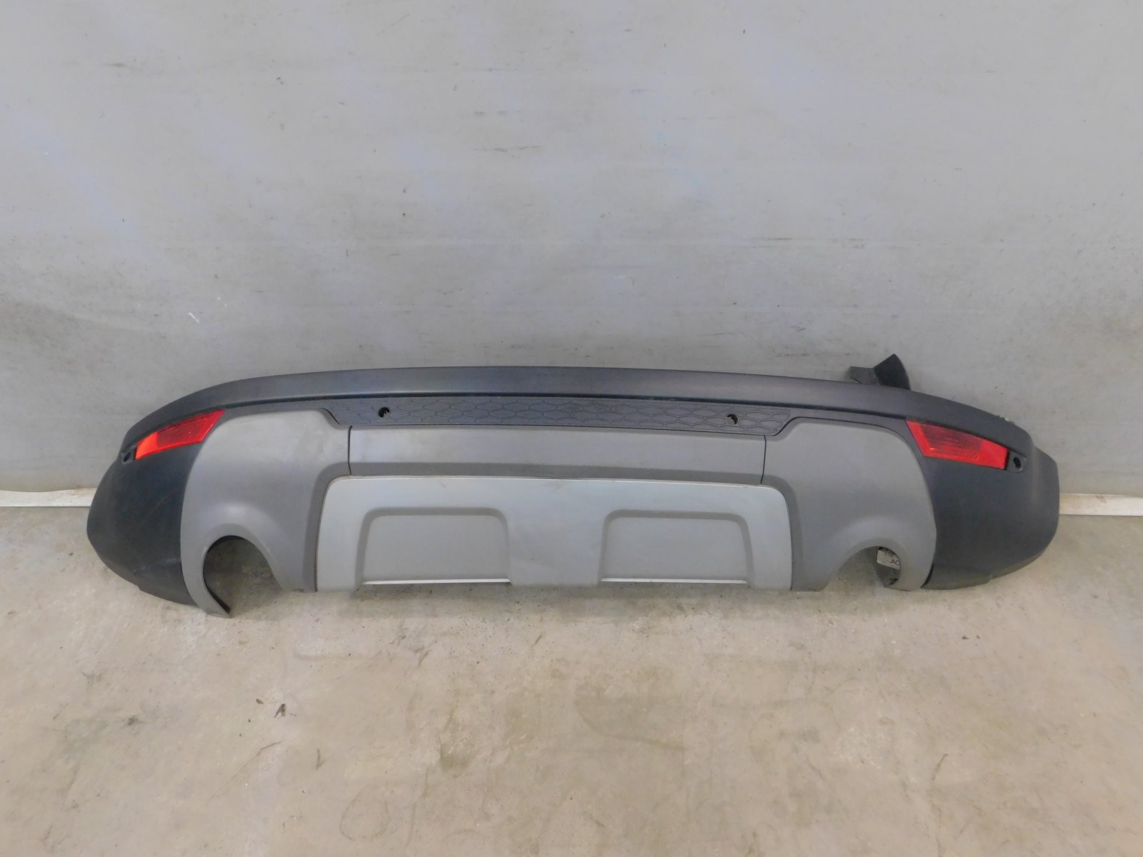 Бампер задний Land Rover Range Rover Evoque 2011-2019