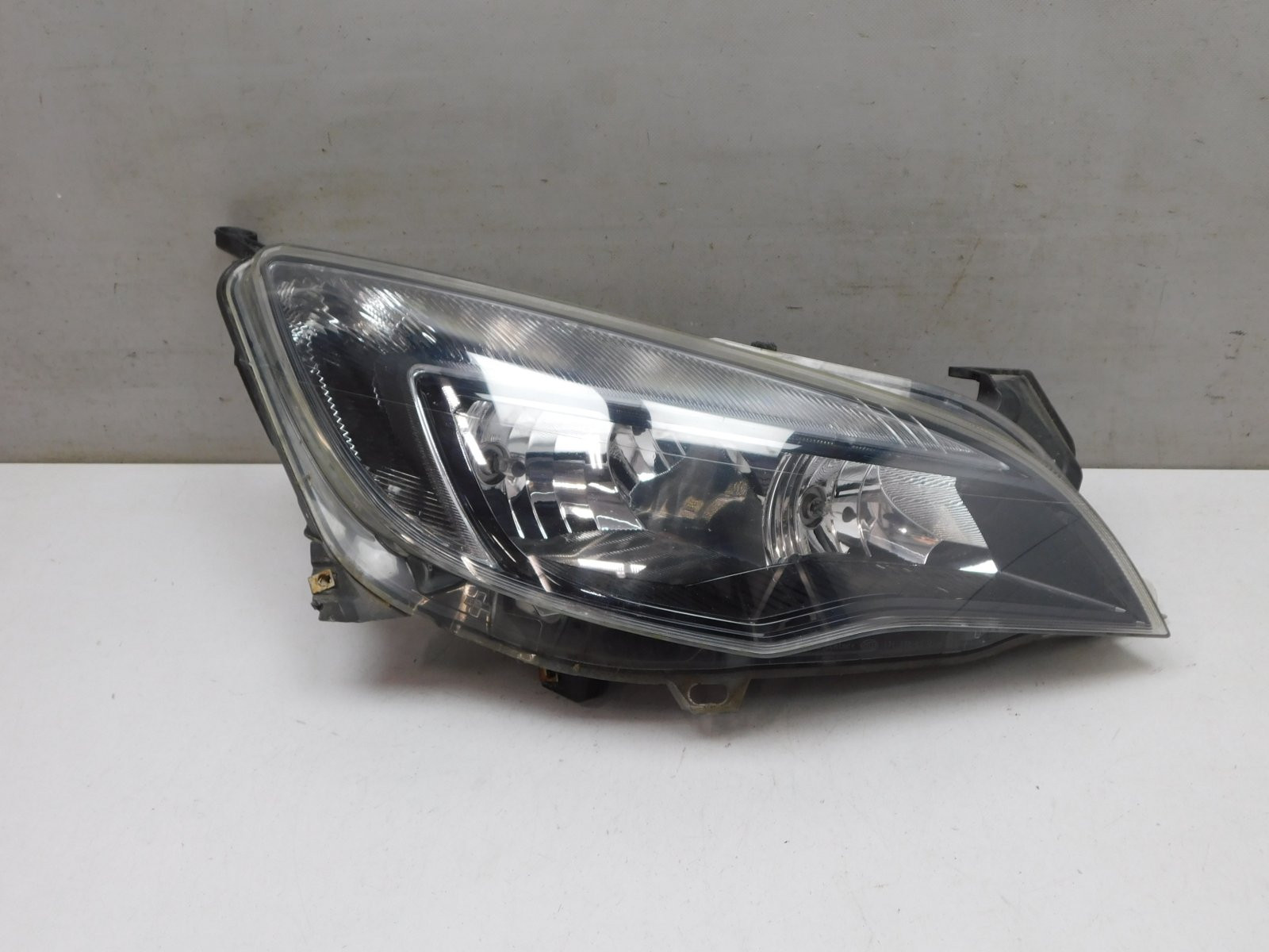 Фара правая Opel Astra J 2010>