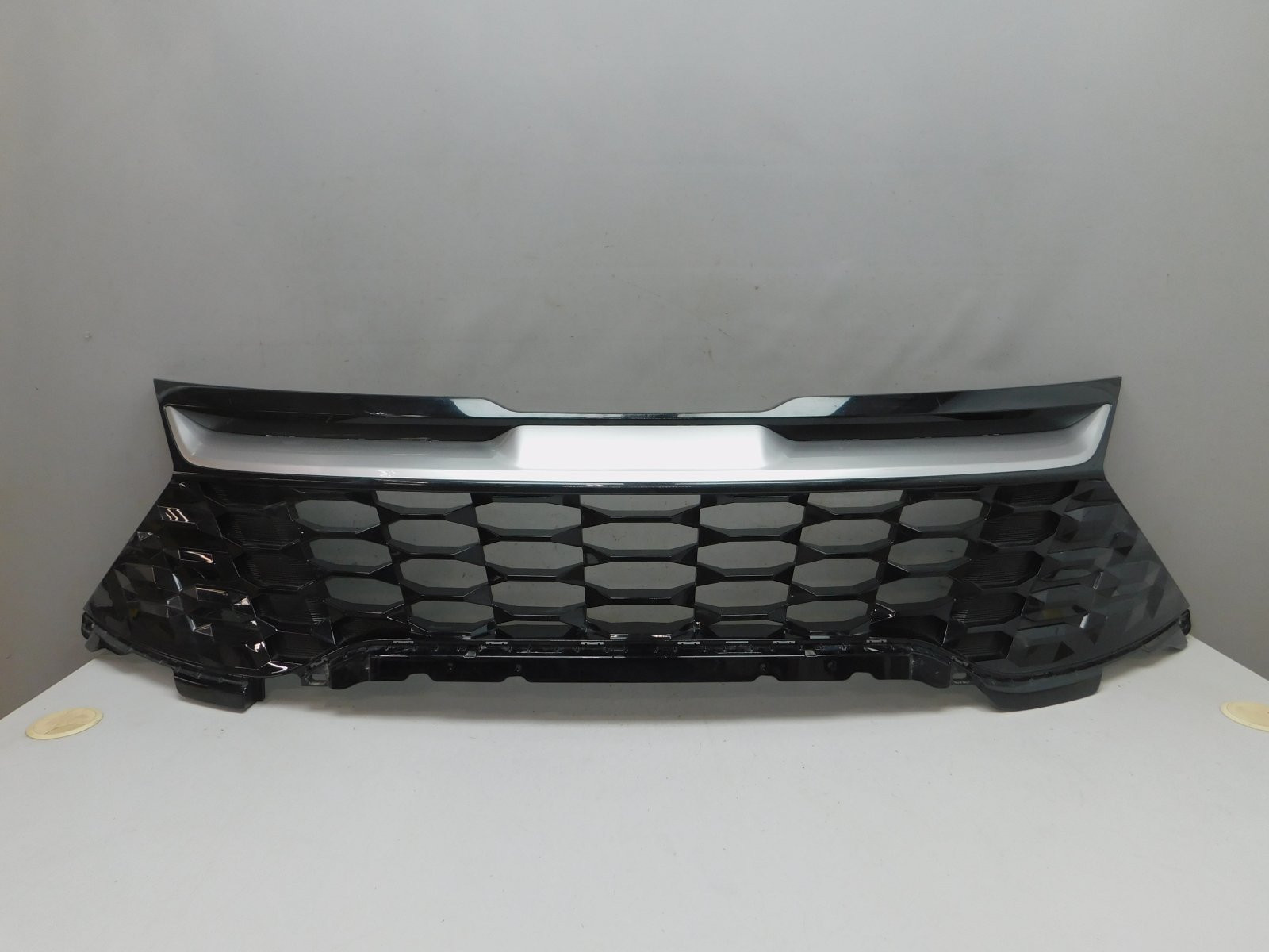 Решетка радиатора Kia Sportage 2021>