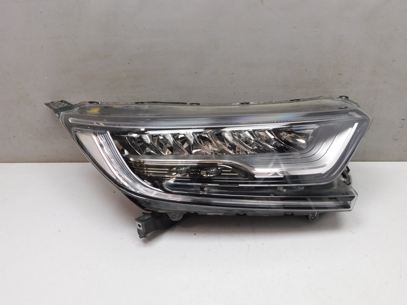 Фара правая Honda CR-V 2017>