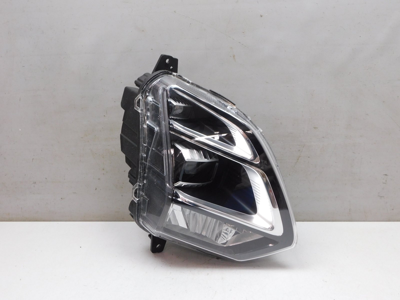 Фара правая Omoda C5 2022>