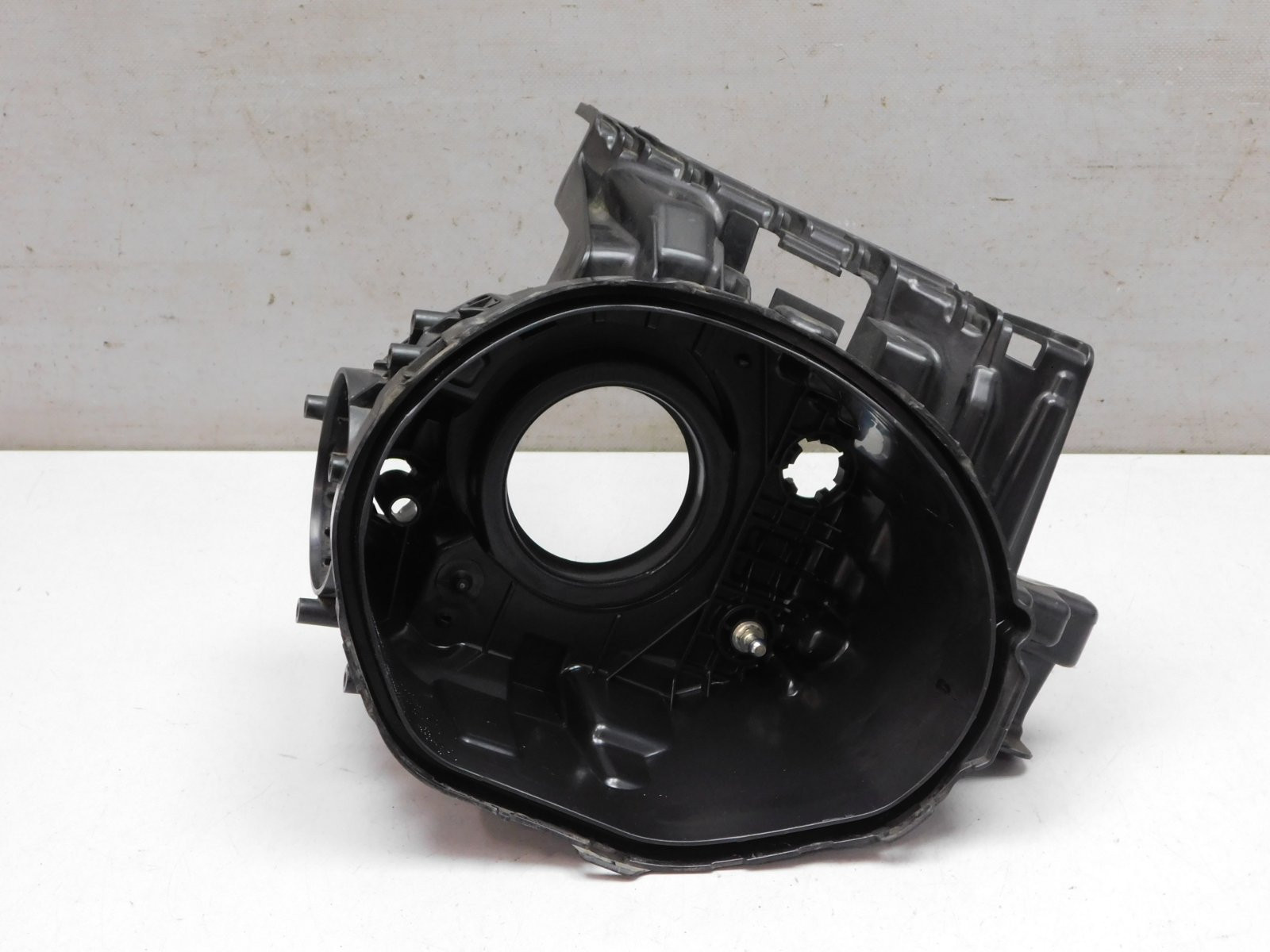 Корпус фары правой Nissan Juke 2011>