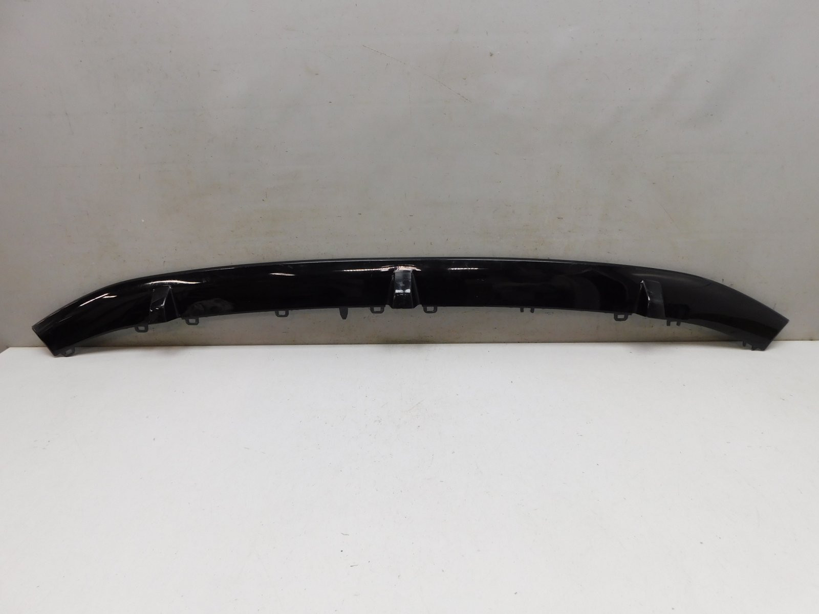 Накладка переднего бампера Haval Jolion 2021>