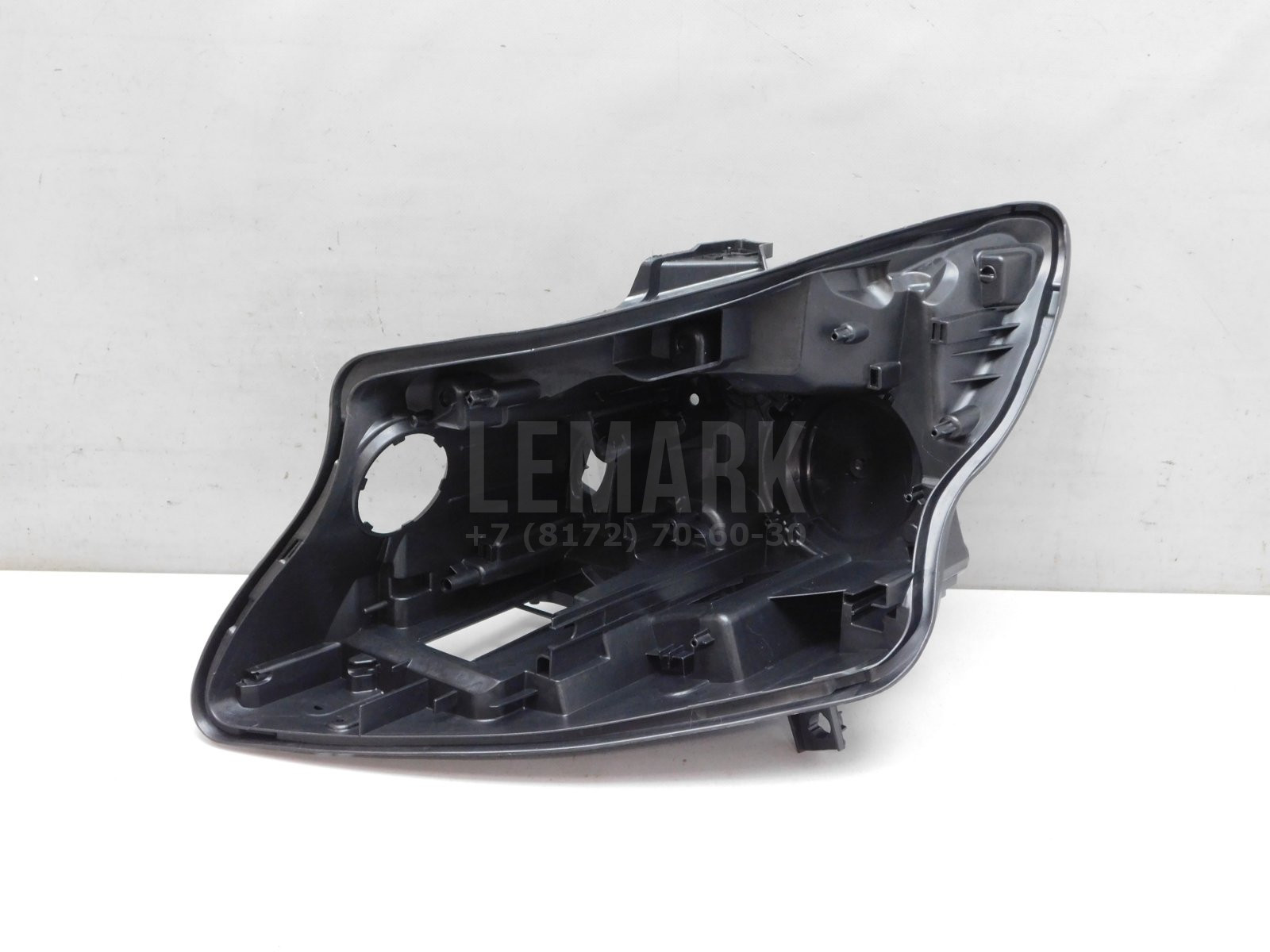 Корпус фары левой Mercedes-Benz V-Klasse W447 2014> Mercedes-Benz A4479069700