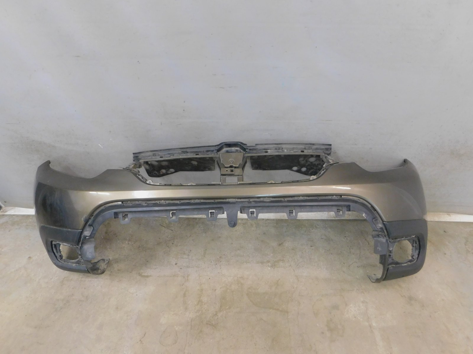 Бампер передний Renault Duster II 2021>