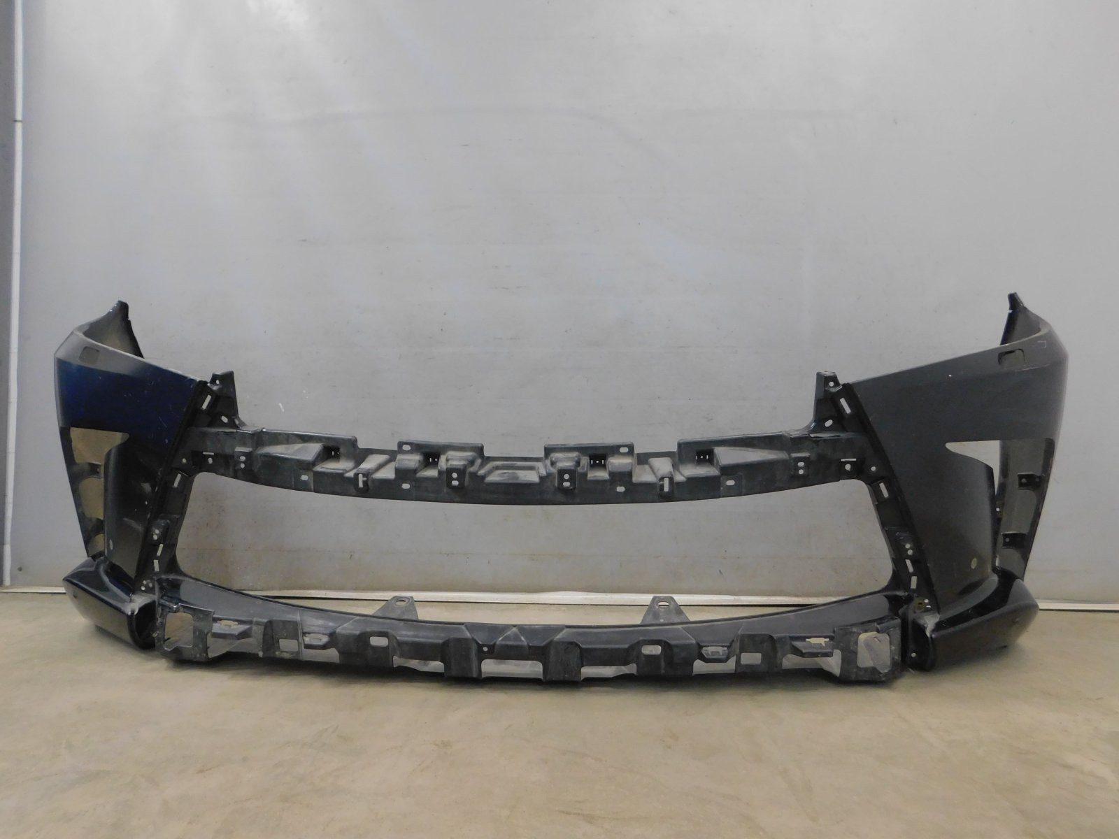 Бампер передний Lexus LX 570 (URJ200) 2007>