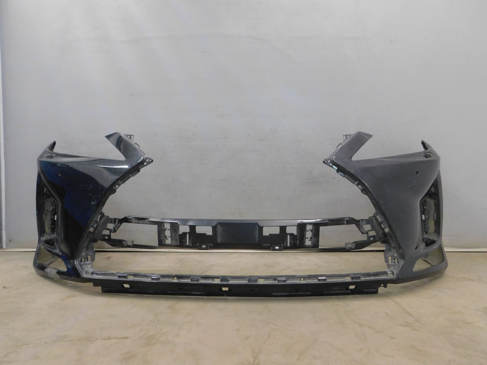 Бампер передний Lexus RX IV 2015>