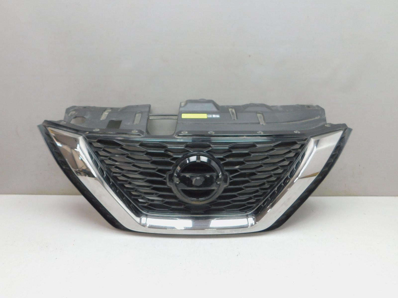 Решетка радиатора Nissan Qashqai (J11) 2014>