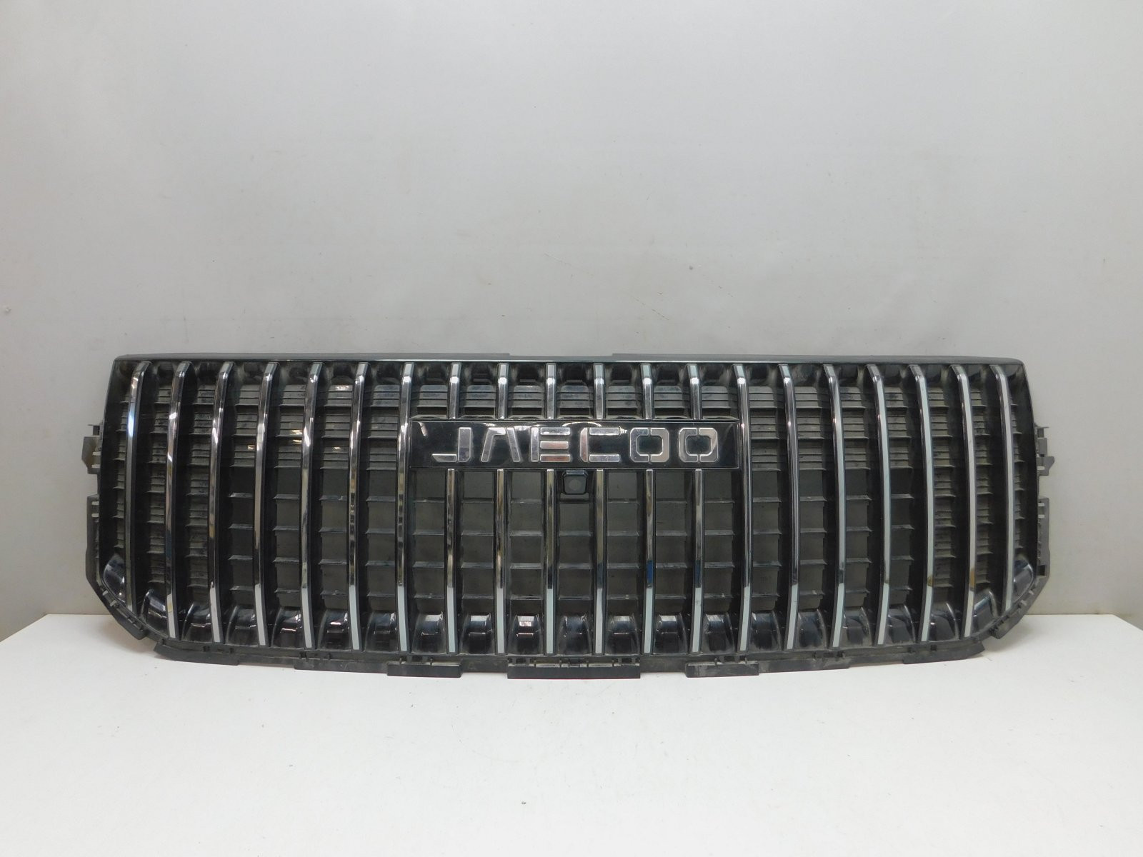 Решетка радиатора Jaecoo J7 2023>