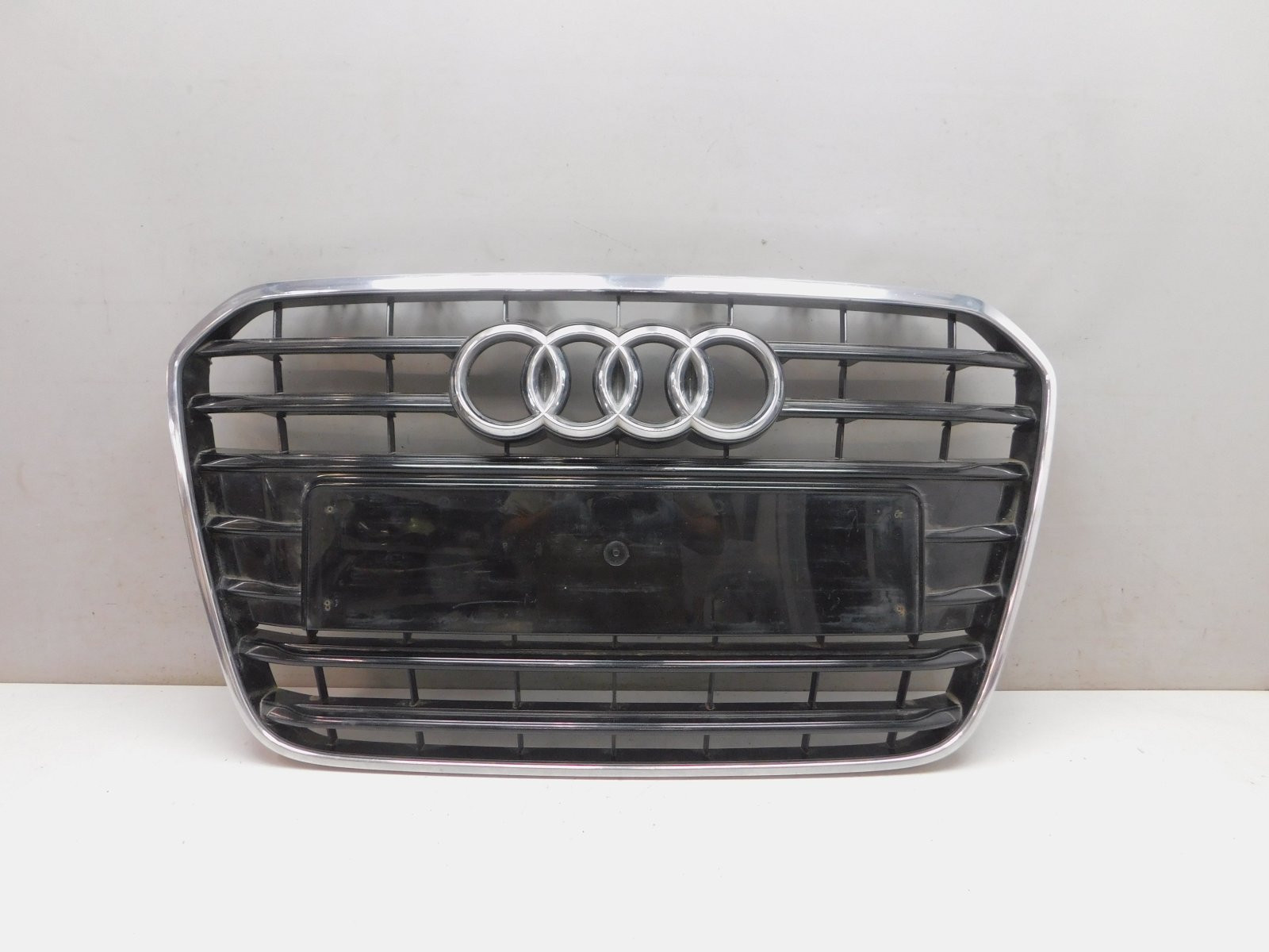 Решетка радиатора Audi A6 [C7,4G] 2011-2018