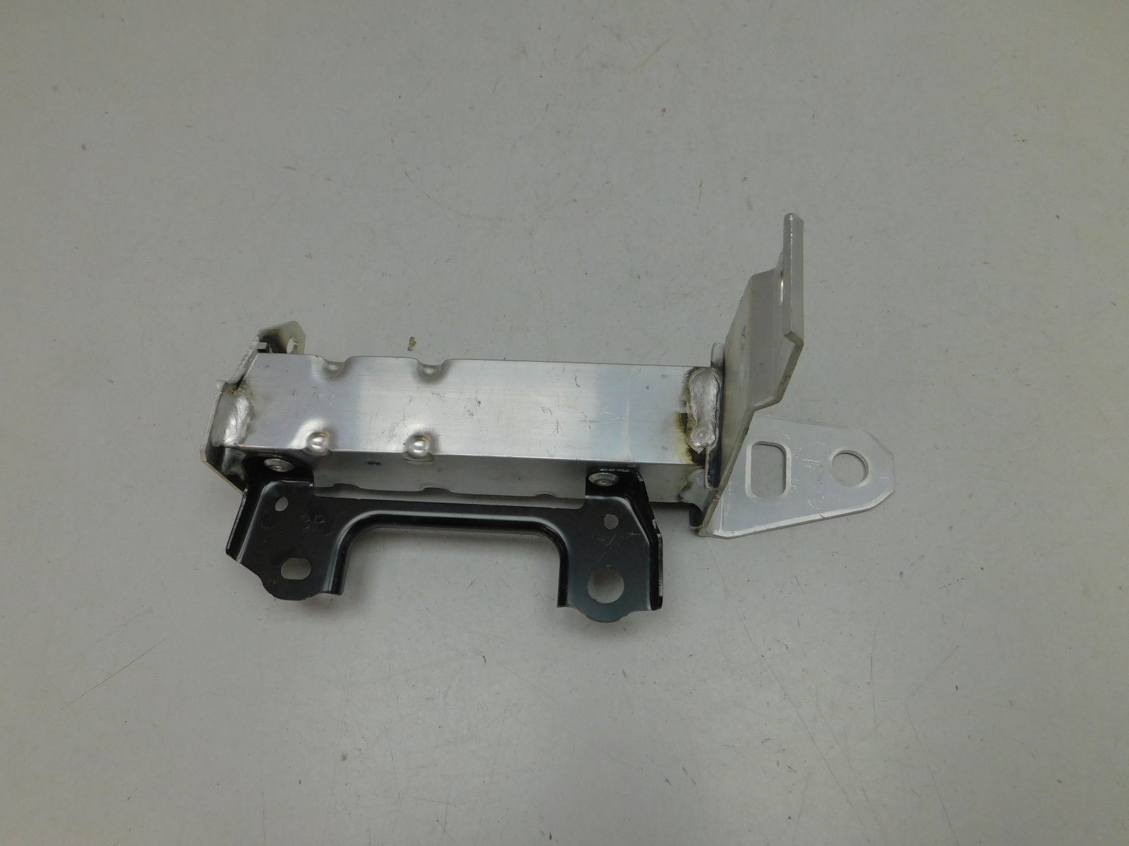 Кронштейн усилителя переднего ба Toyota RAV 4 2019>