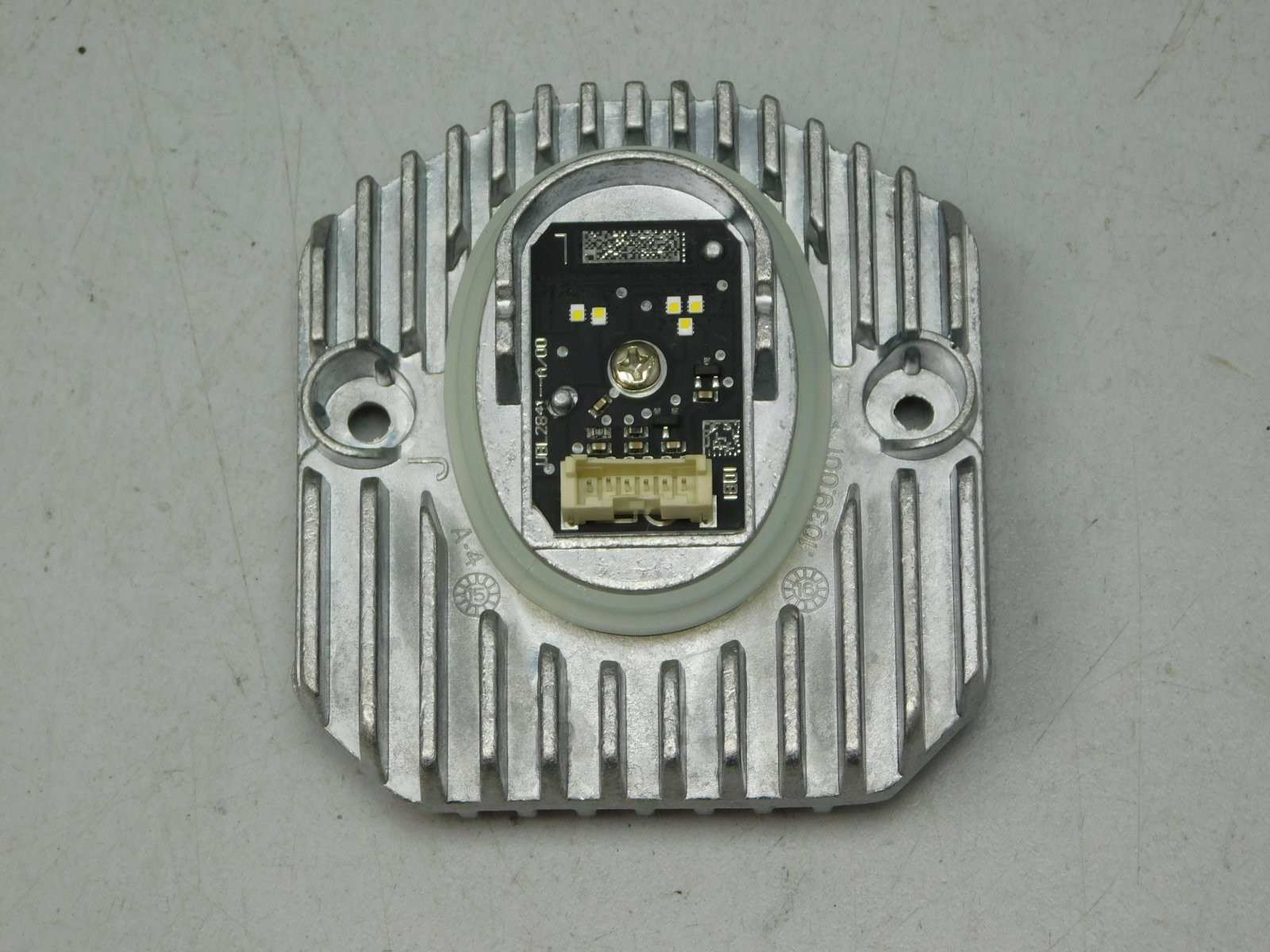 Светодиодный модуль фары BMW 5-серия G30 2016>