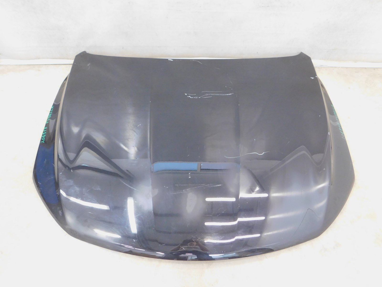 Капот Geely Tugella 2020>