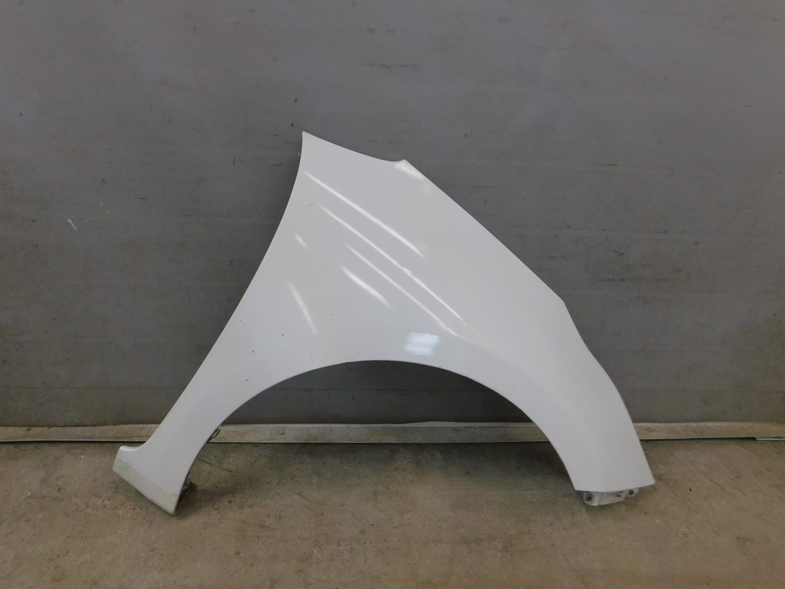 Крыло переднее правое Kia Ceed 2012-2018