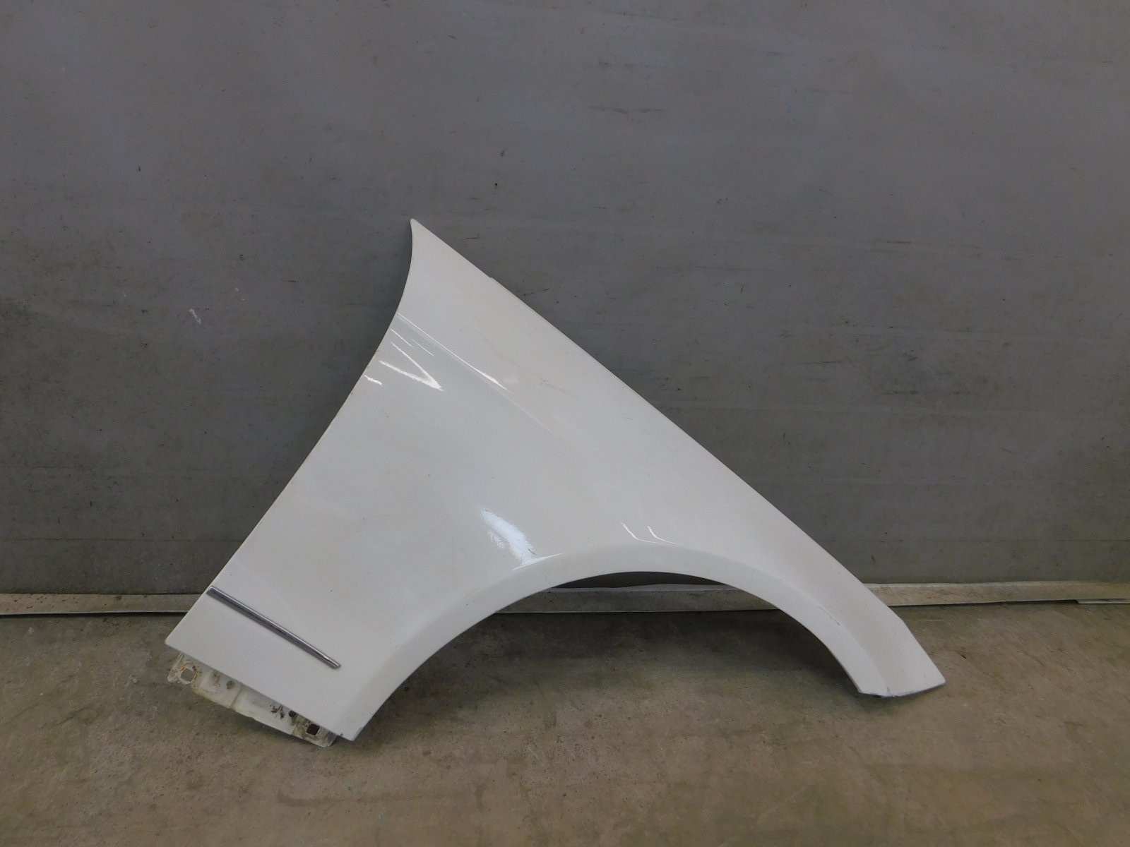 Крыло переднее правое Mercedes-Benz E-Klasse W212 2009>