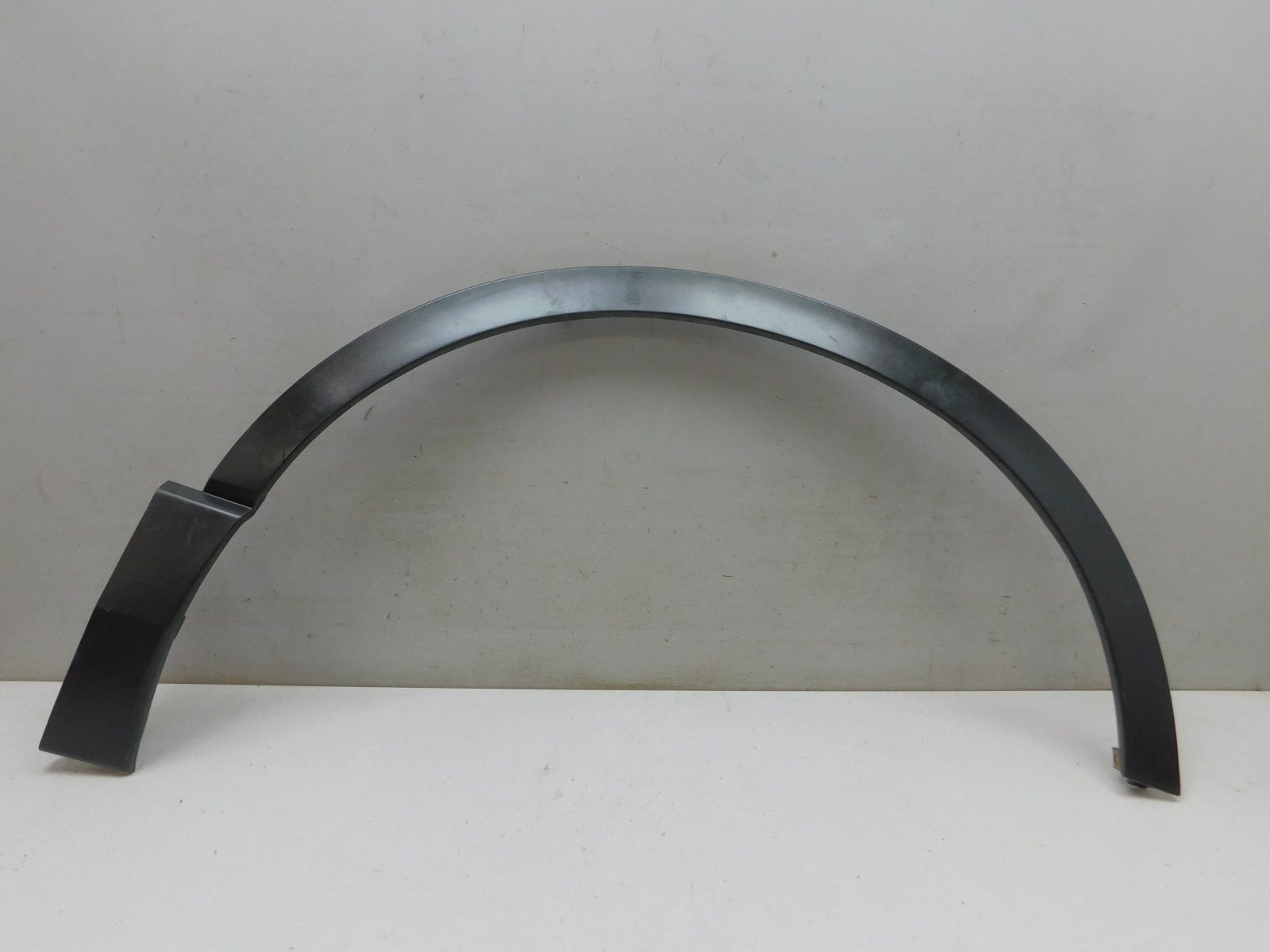 Накладка крыла переднего правого Honda CR-V 2017>