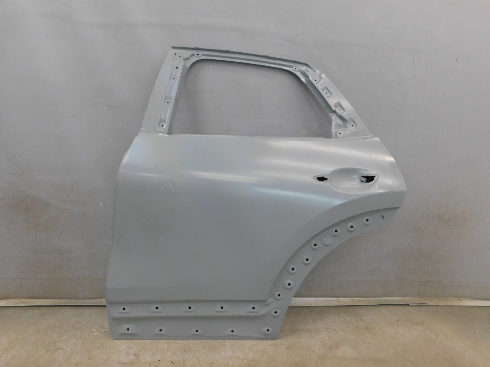 Дверь задняя левая Mazda CX-30 2019>