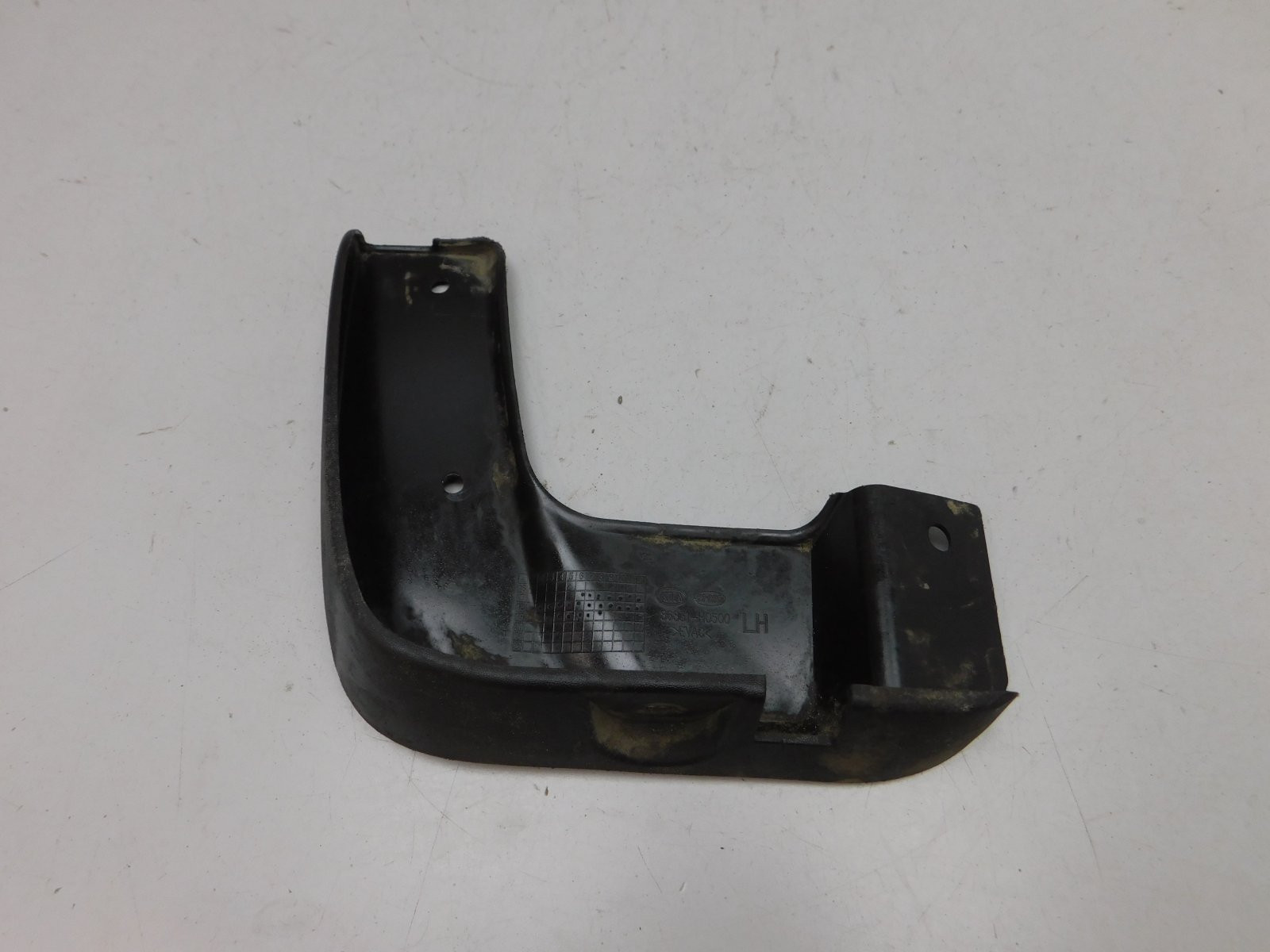 Брызговик передний левый Kia Rio 2017>