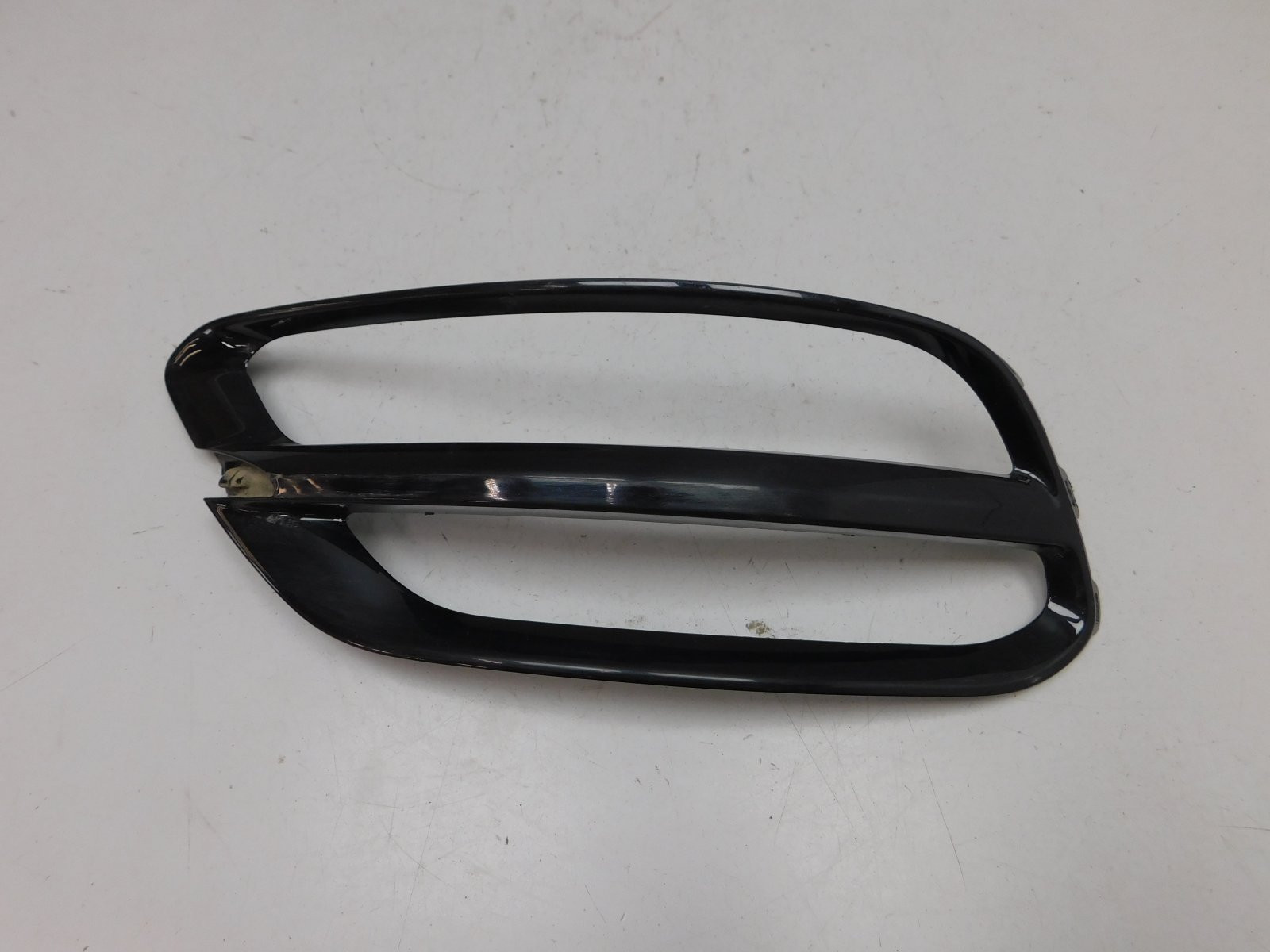 Накладка заднего бампера правая Kia Sportage 2015>