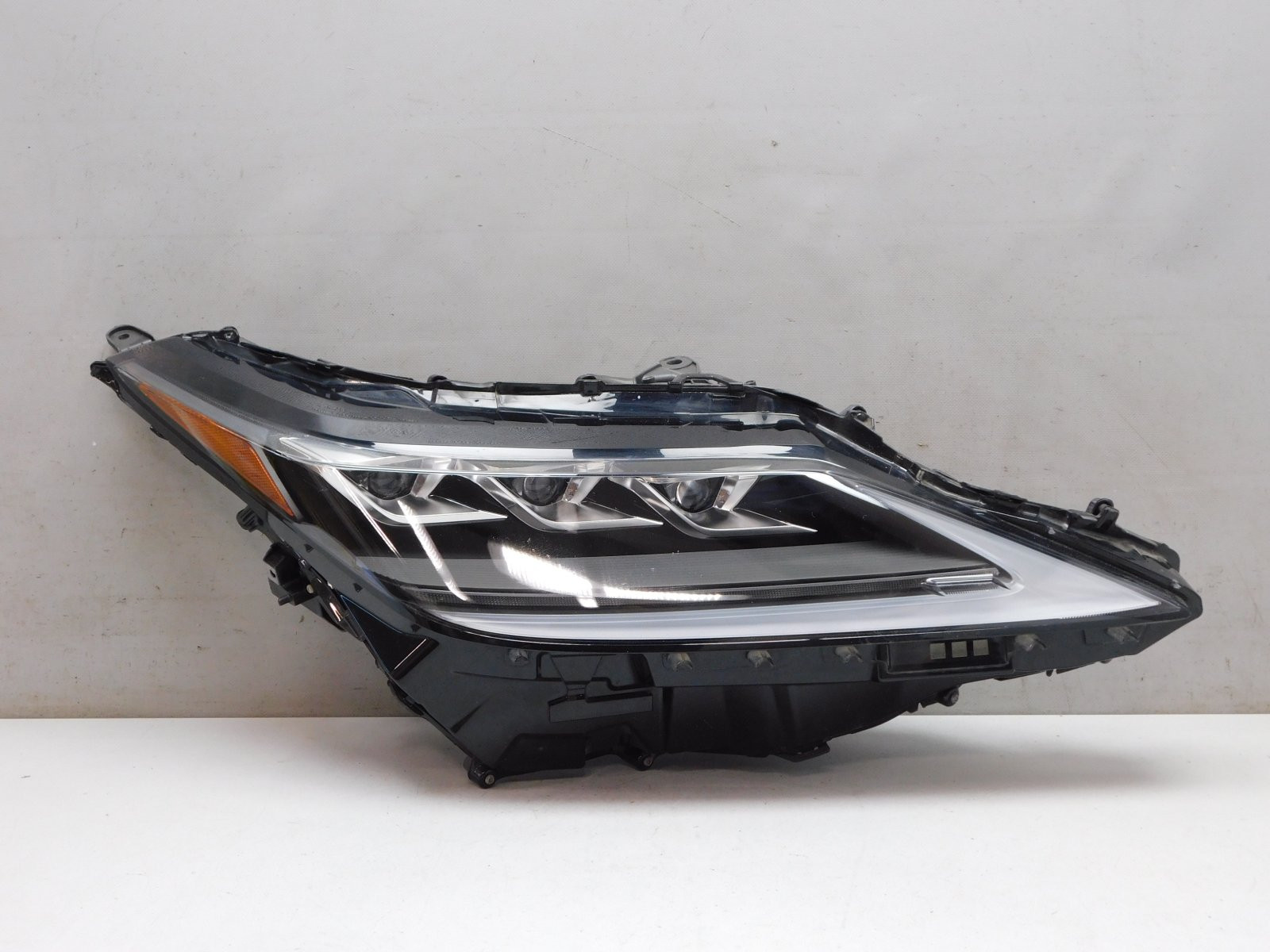 Фара правая Lexus RX IV 2015>