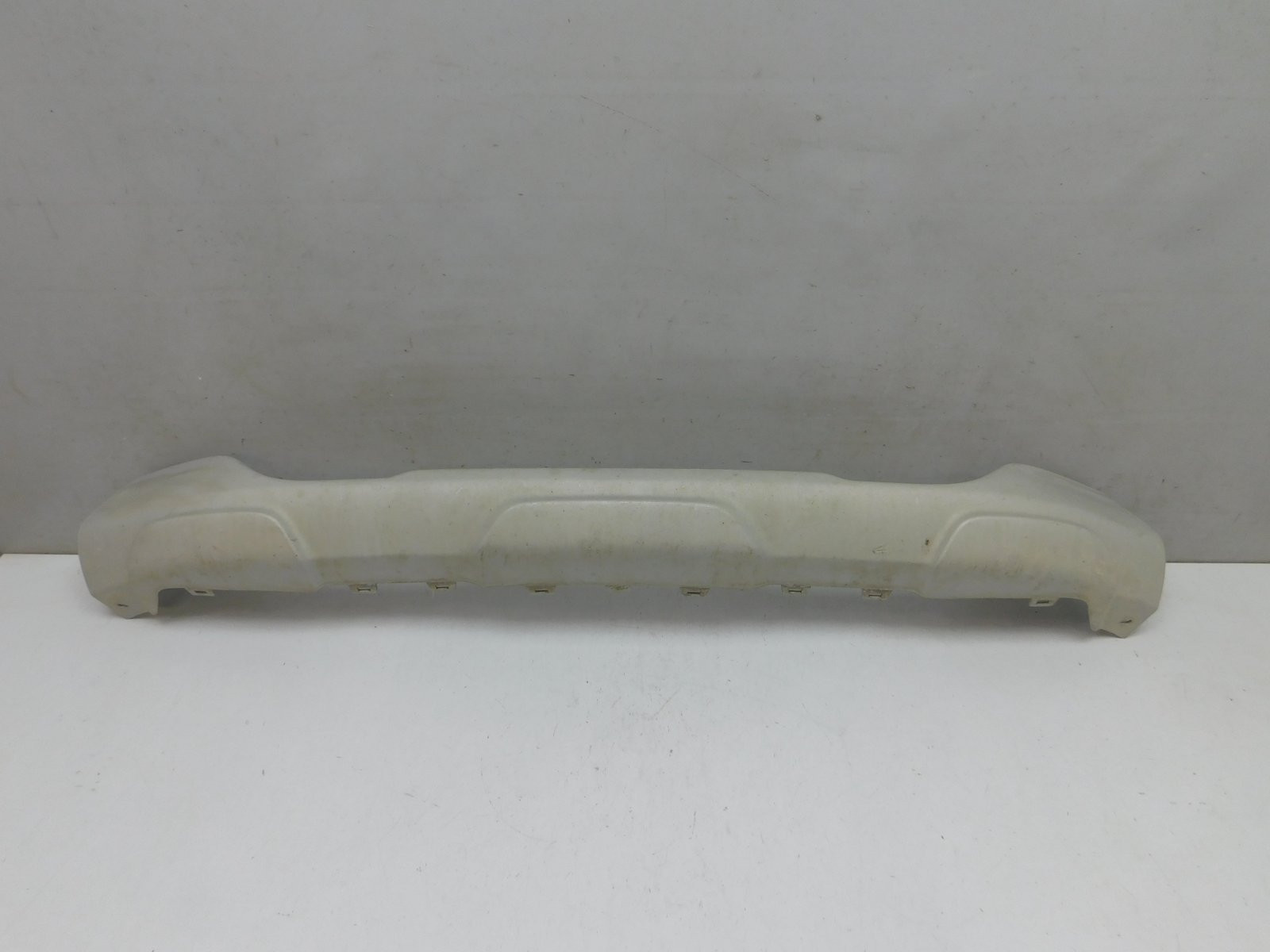 Накладка переднего бампера Renault Sandero 2014>