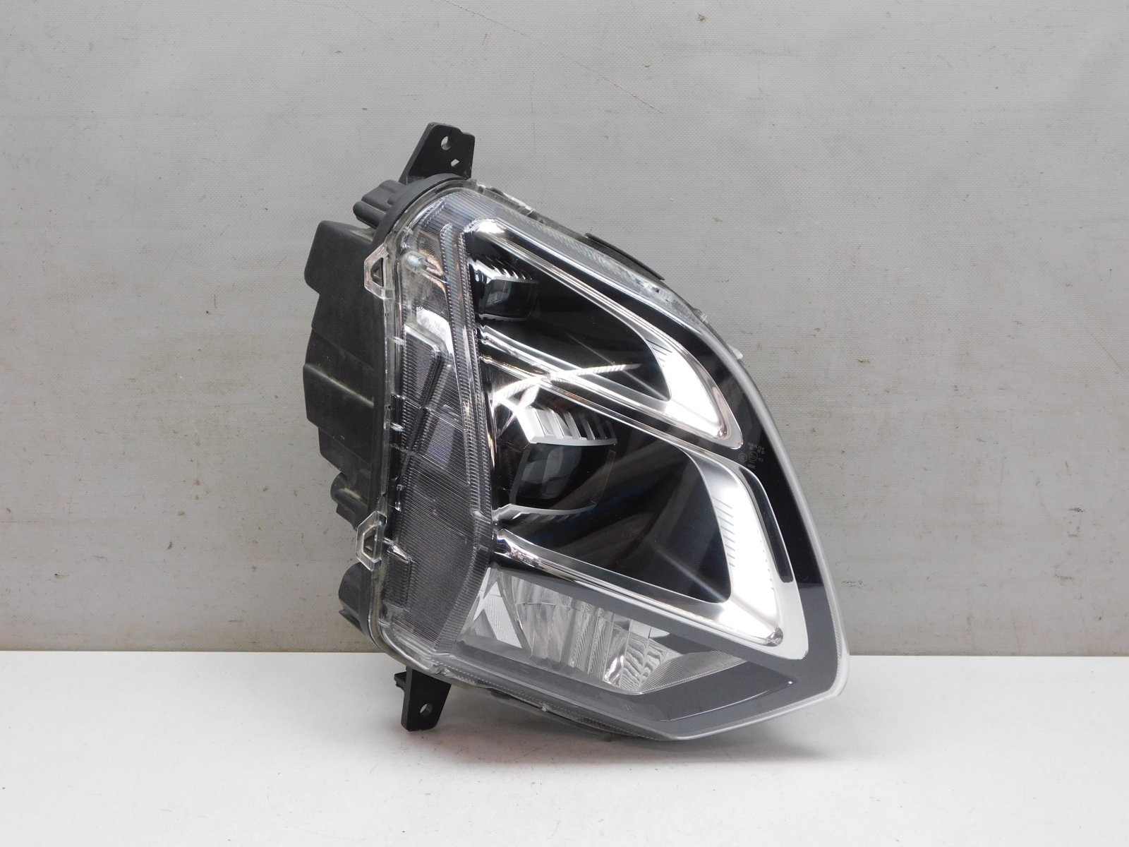 Фара правая Omoda C5 2022>