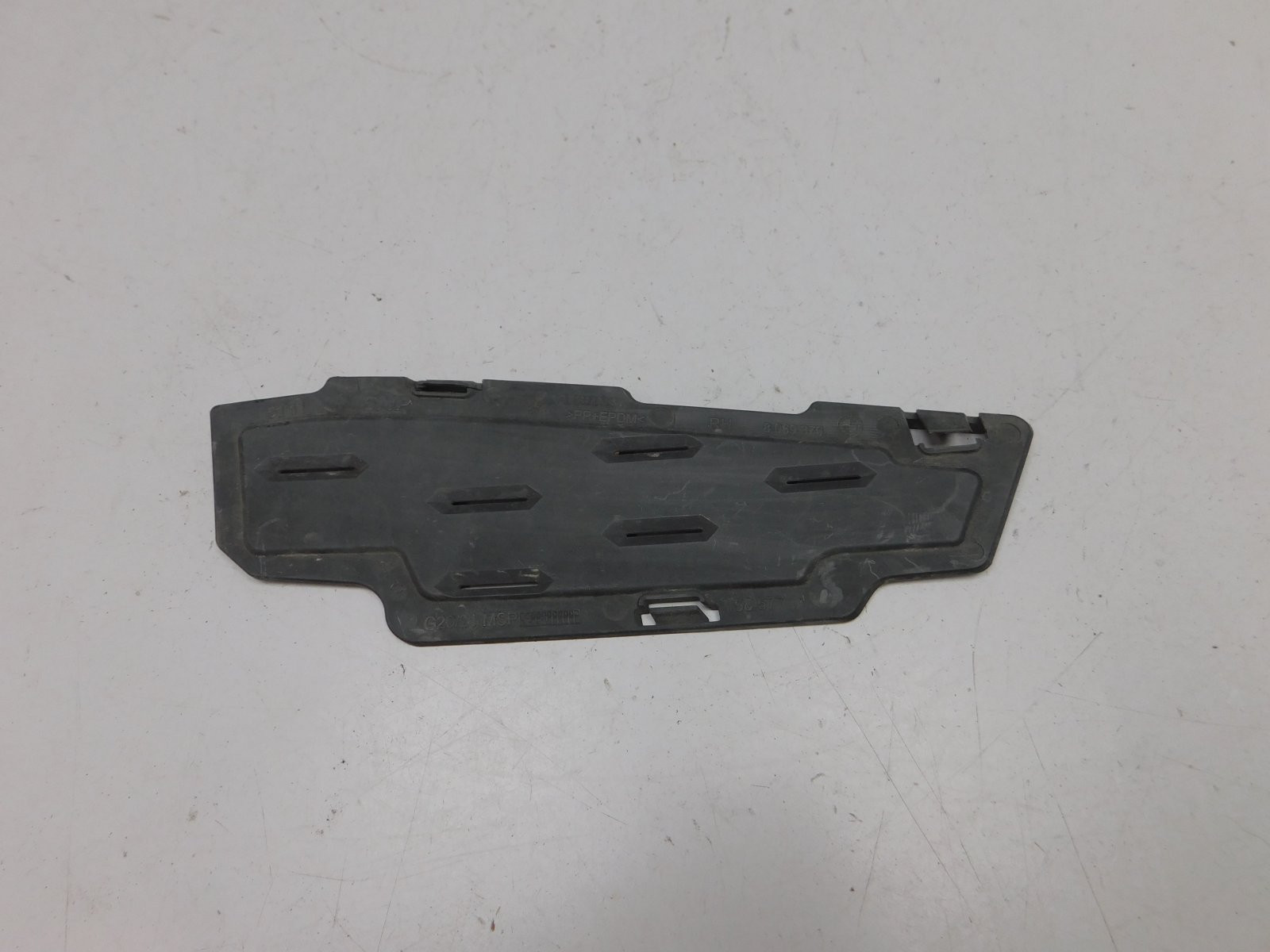 Накладка переднего бампера BMW 3-серия G20 2018>