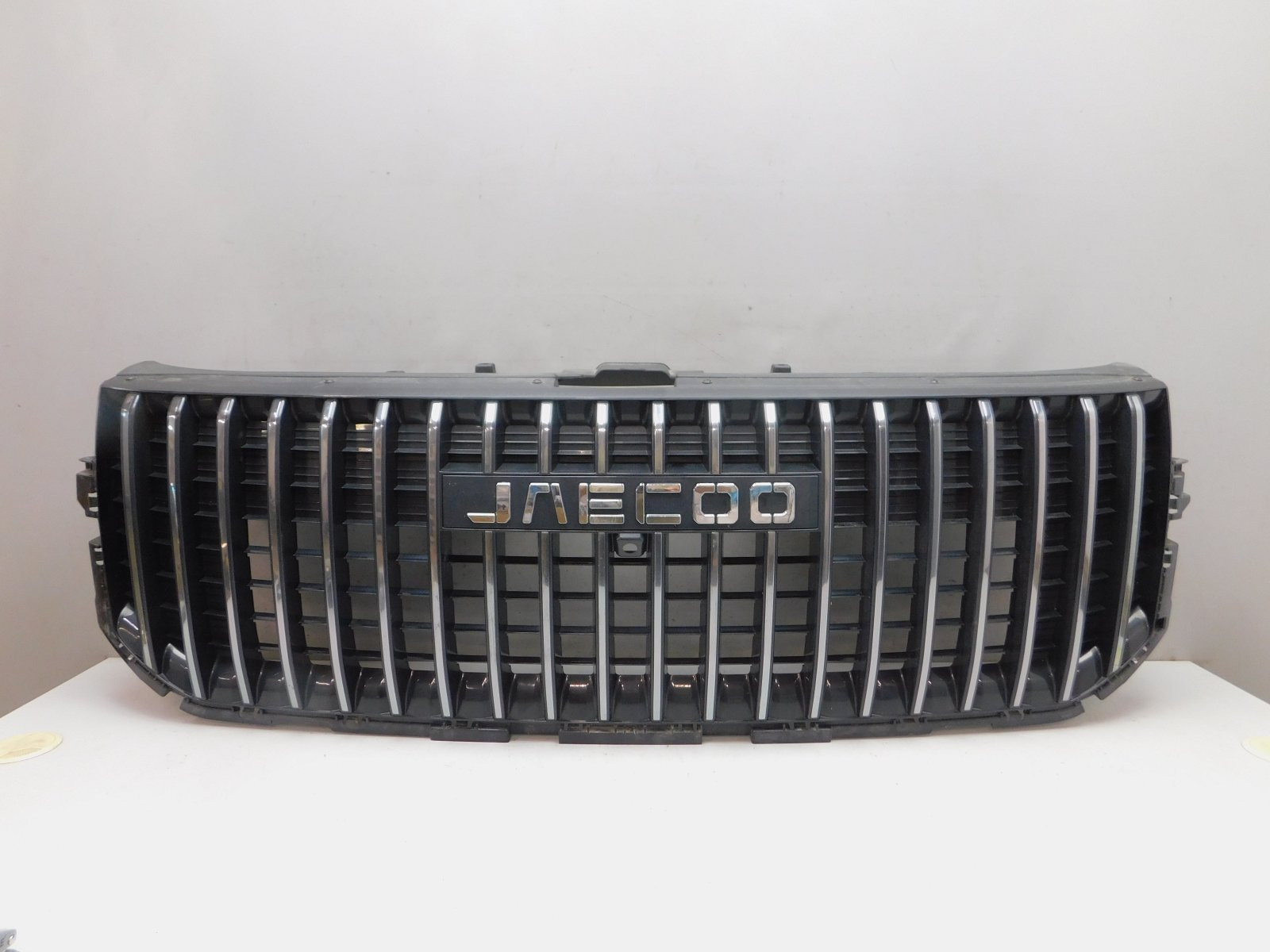 Решетка радиатора Jaecoo J7 2023>