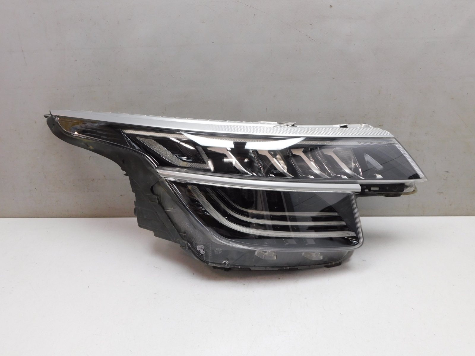 Фара правая Kia Seltos 2019>