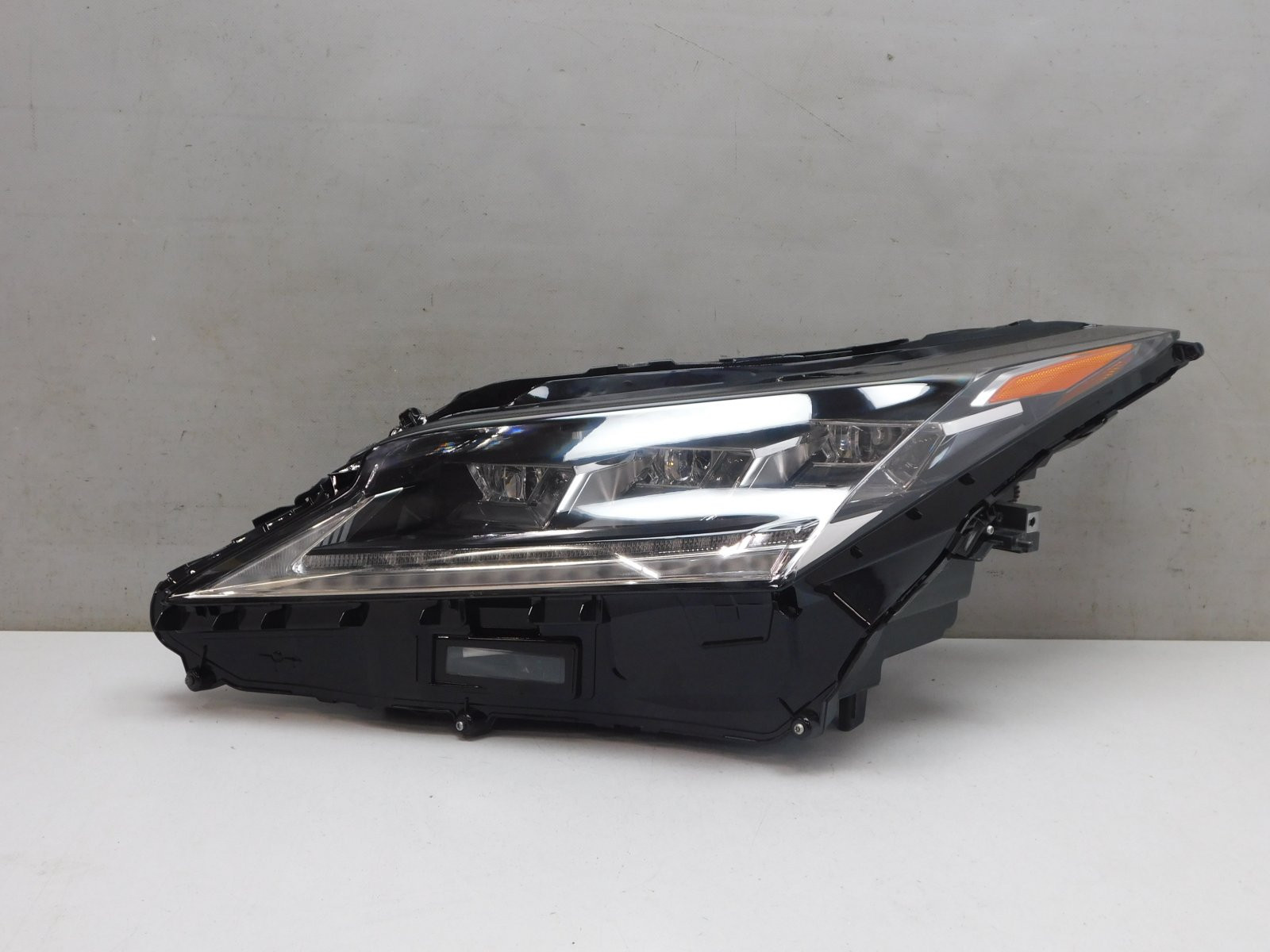 Фара левая Lexus RX IV 2015>