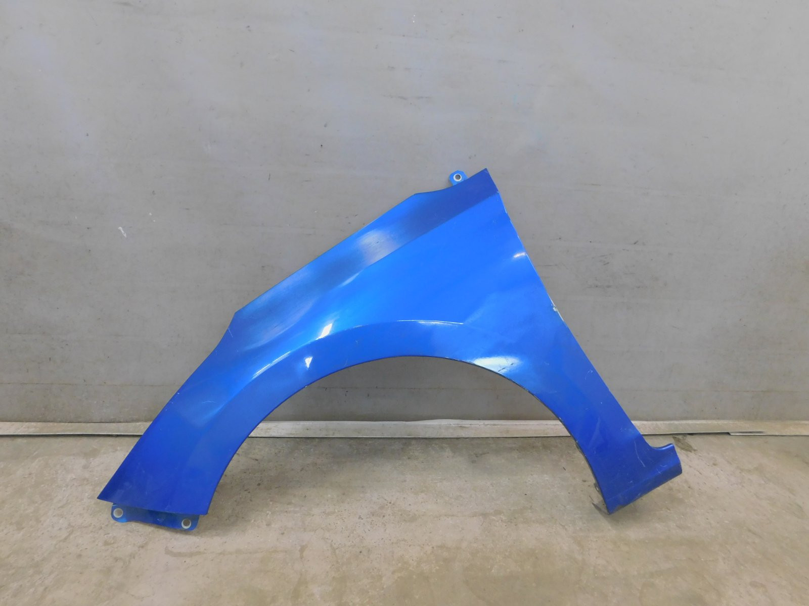 Крыло переднее левое Hyundai Solaris 2017>