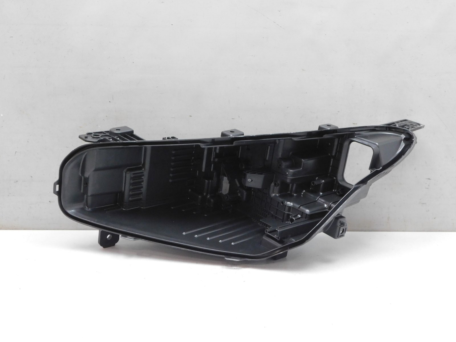 Корпус фары левой Geely Coolray I 2020>