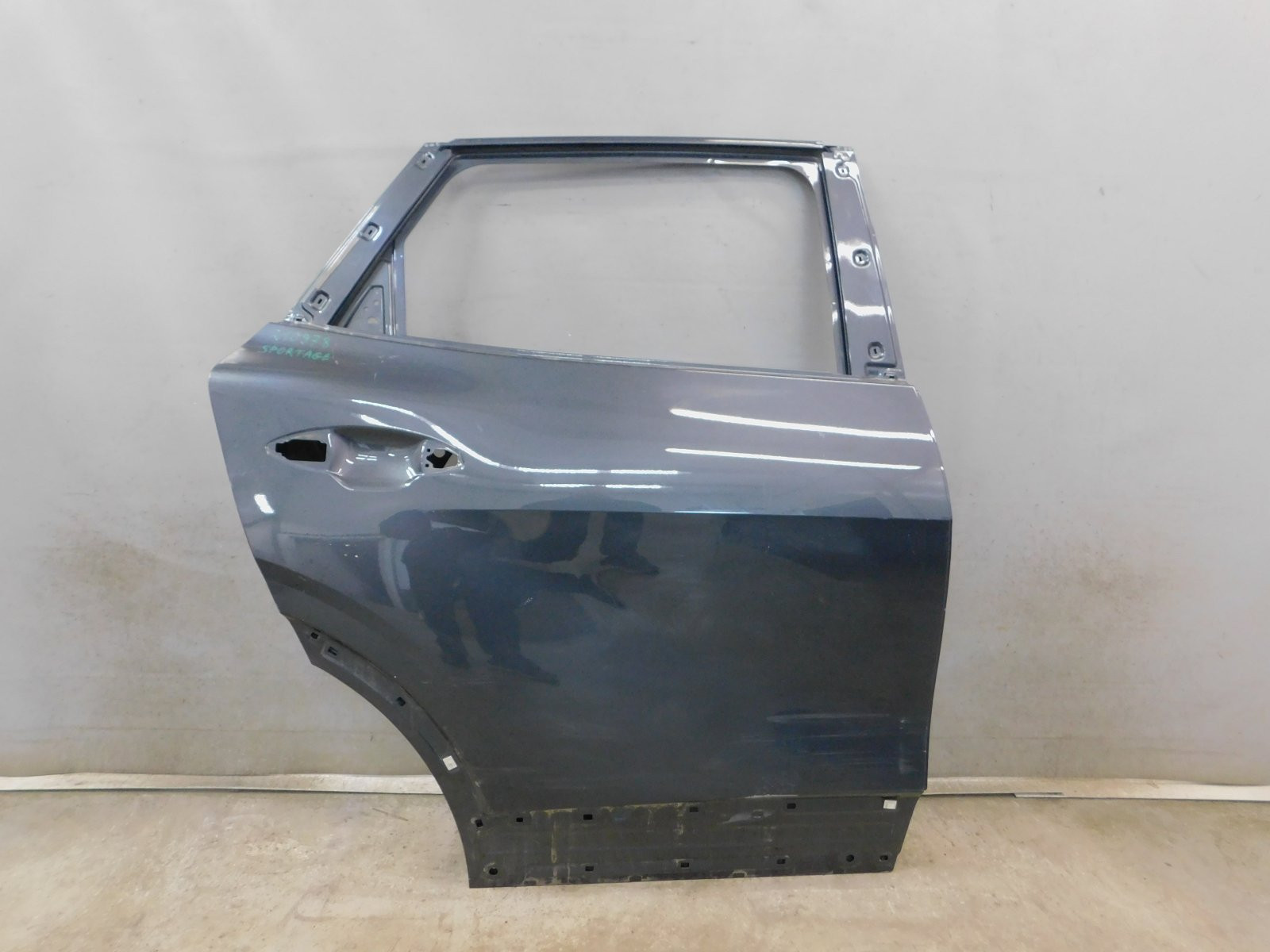 Дверь задняя правая Kia Sportage 2021>