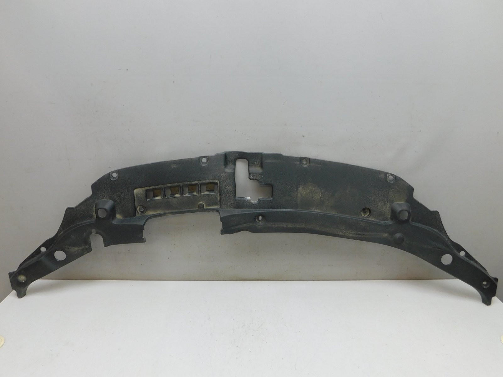 Кожух замка капота Toyota Camry V50 2011-2018