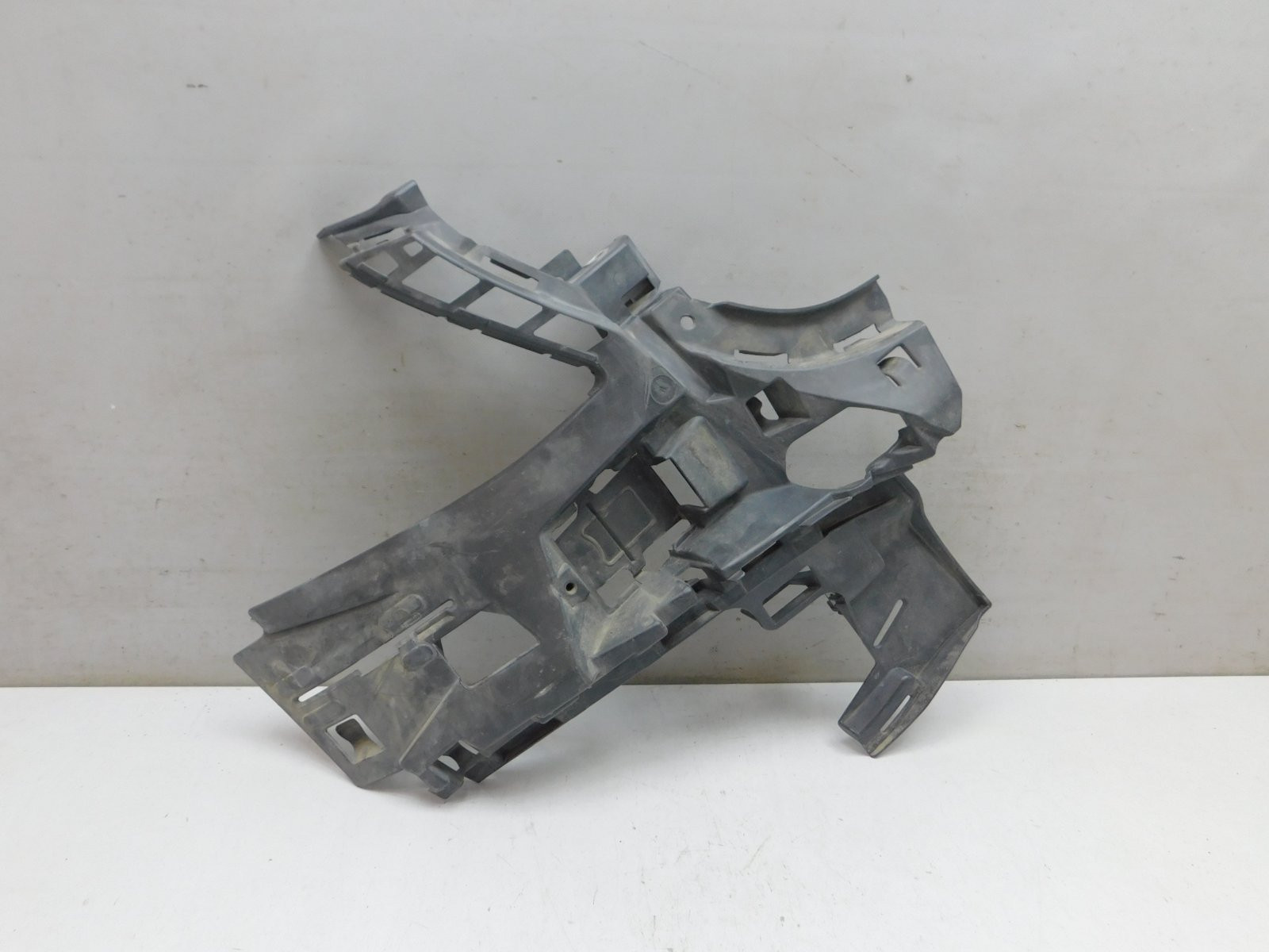 Кронштейн переднего бампера Mercedes-Benz S-Klasse W222 2013>