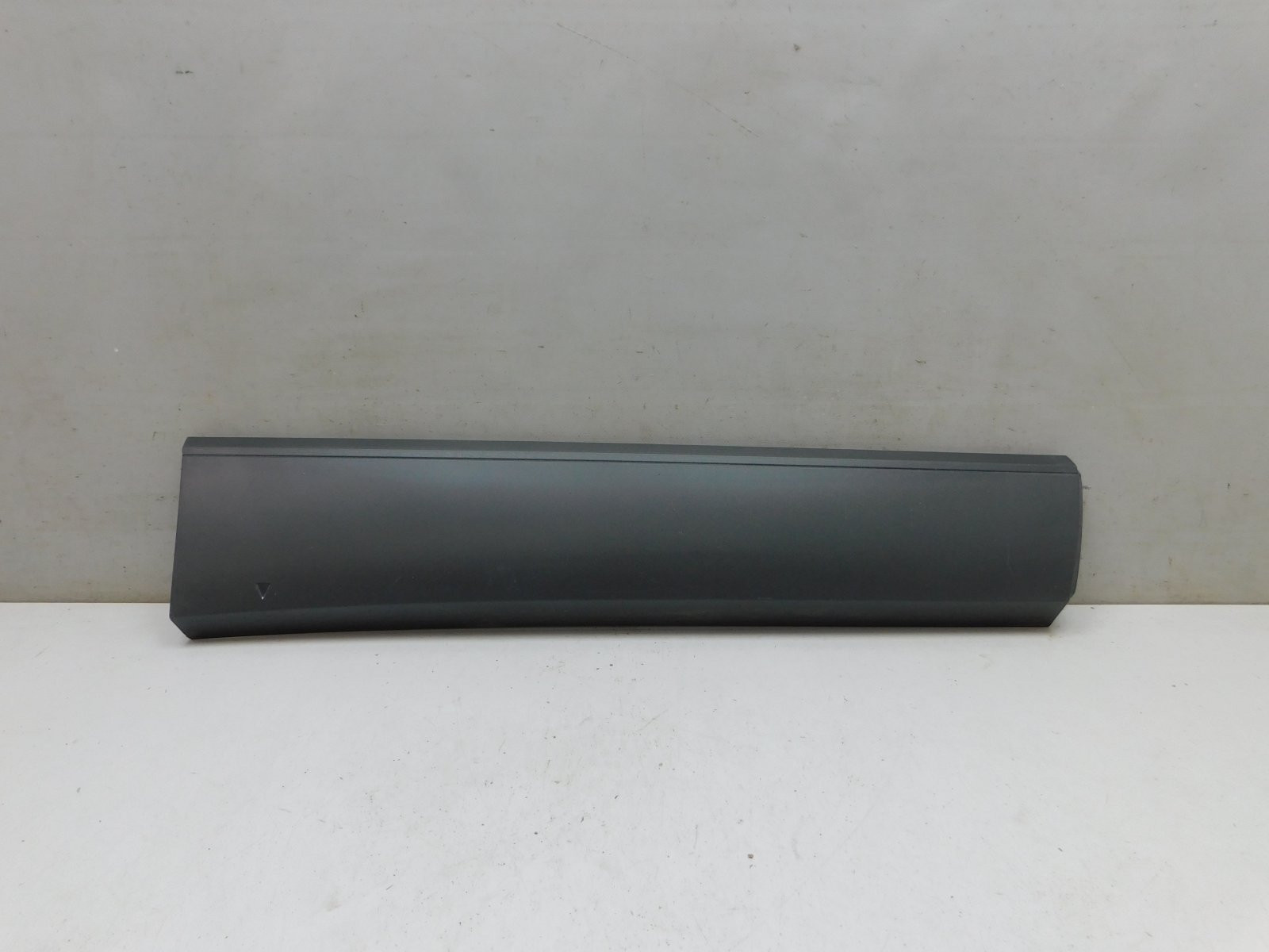 Накладка двери задней правой Renault Arkana 2019>