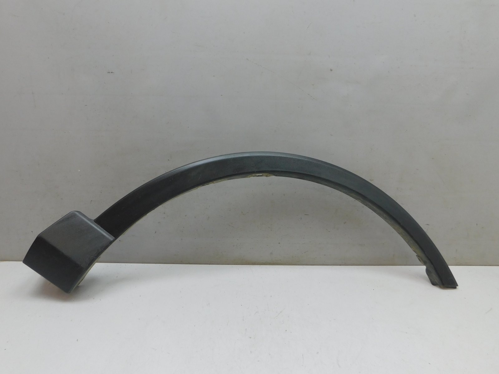 Накладка крыла переднего правого Toyota RAV 4 2013-2019