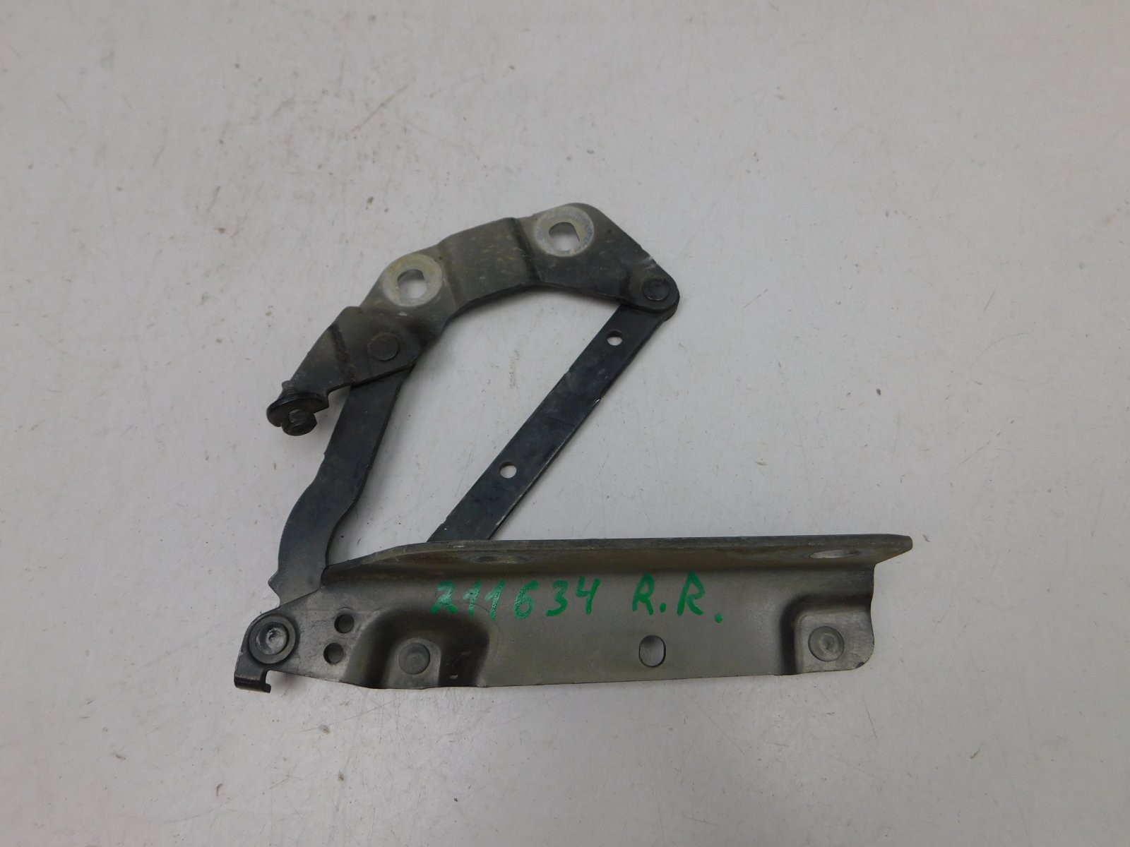 Петля капота левая Land Rover Range Rover Evoque 2011-2019