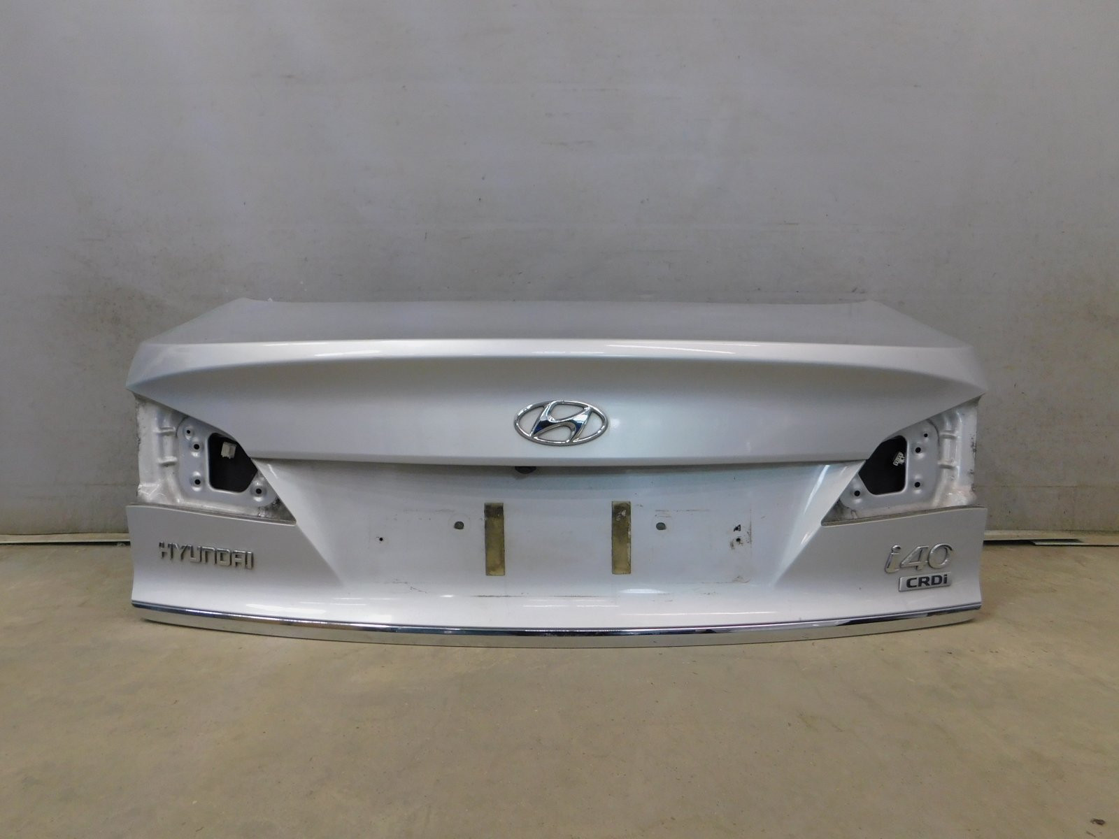 Крышка багажника Hyundai i40 2011>