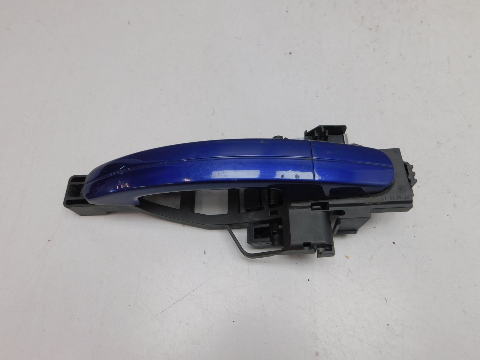 Ручка двери передней левой Ford Focus III 2011>