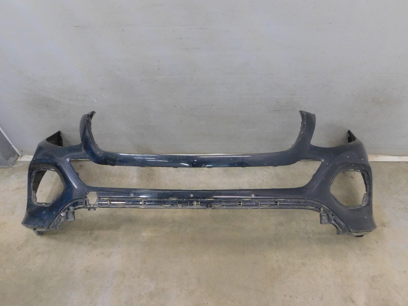 Бампер передний Mercedes-Benz M-Klasse (ML/GLE) W166 2011>