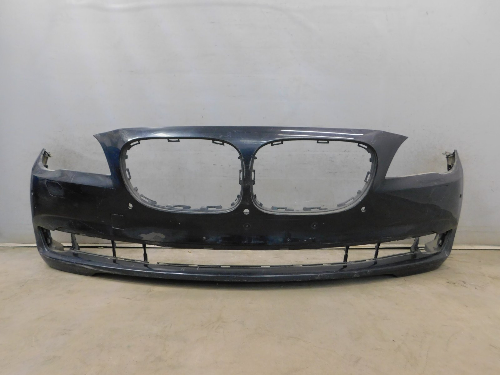Бампер передний BMW 7-серия F01 2008>
