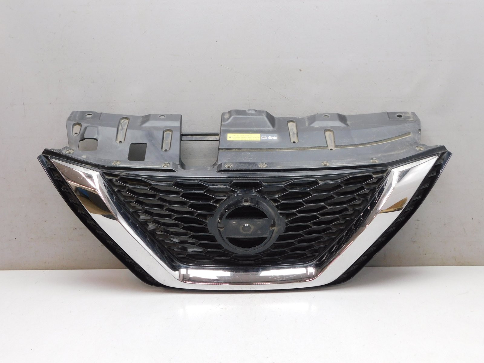 Решетка радиатора Nissan Qashqai (J11) 2014>