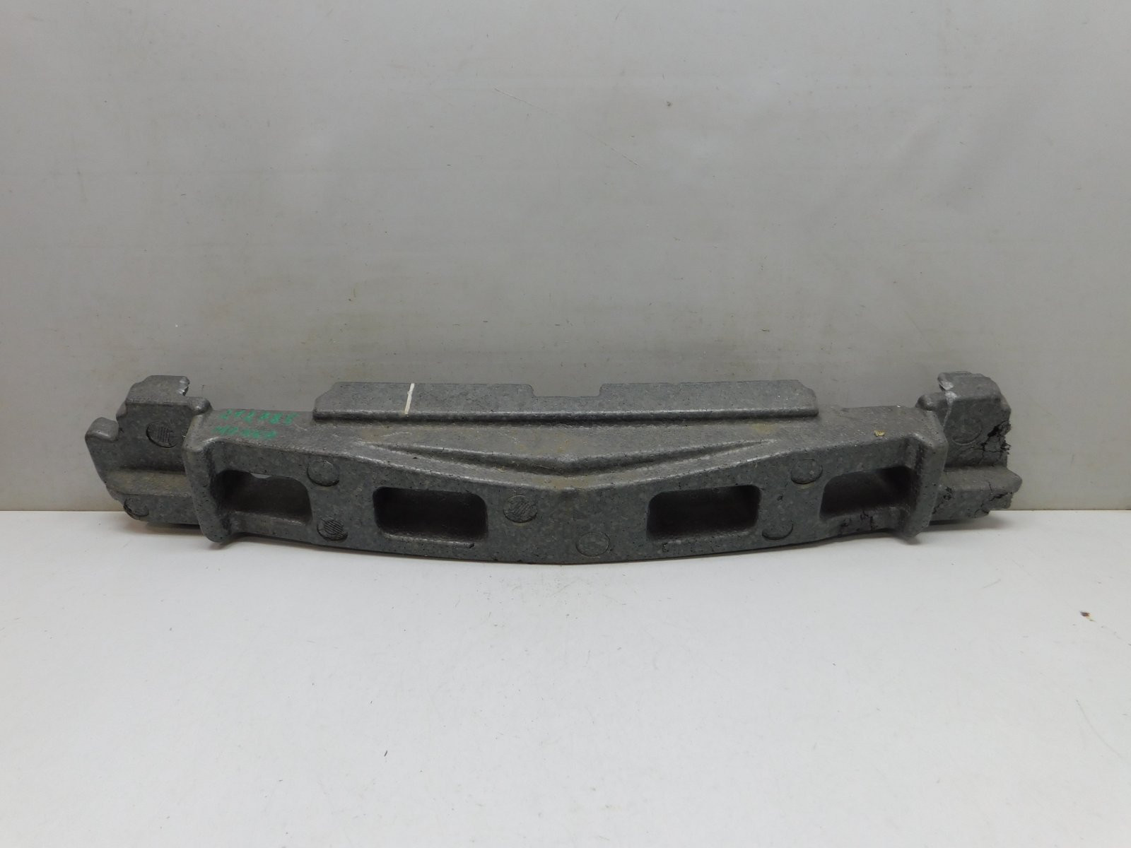 Усилитель переднего бампера Opel Mokka 2012>