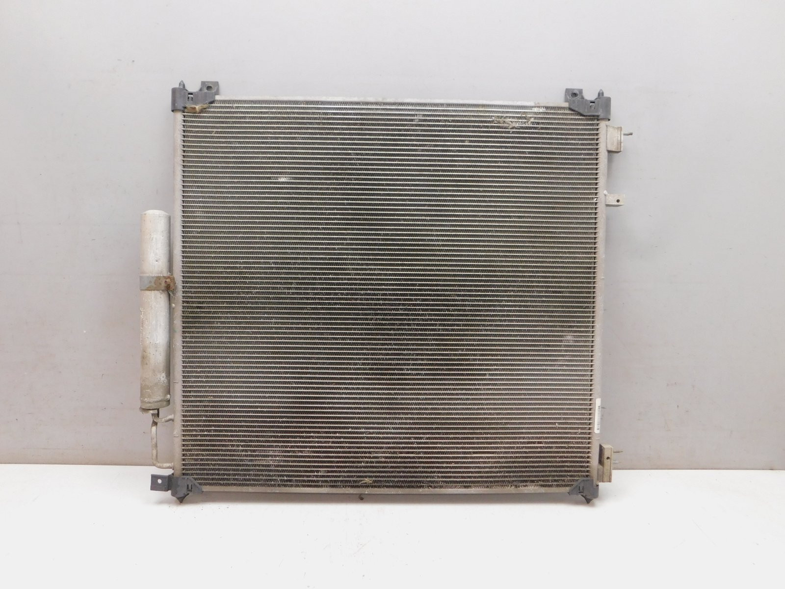 Радиатор кондиционера Land Rover Range Rover IV 2013>