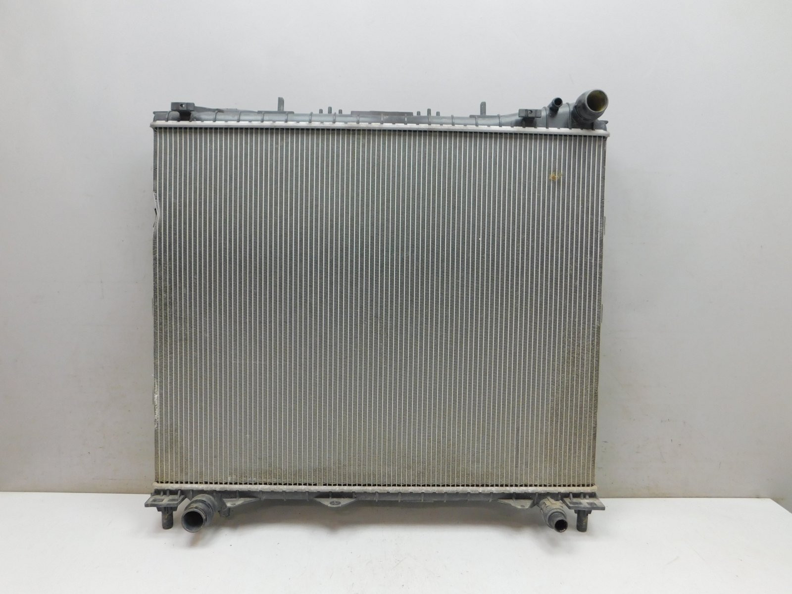 Радиатор охлаждения Land Rover Range Rover IV 2013>