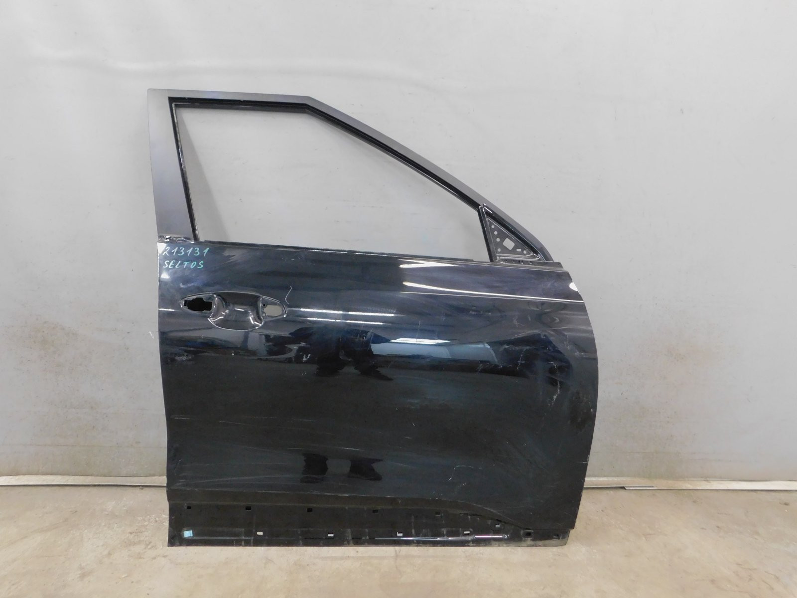 Дверь передняя правая Kia Seltos 2019>